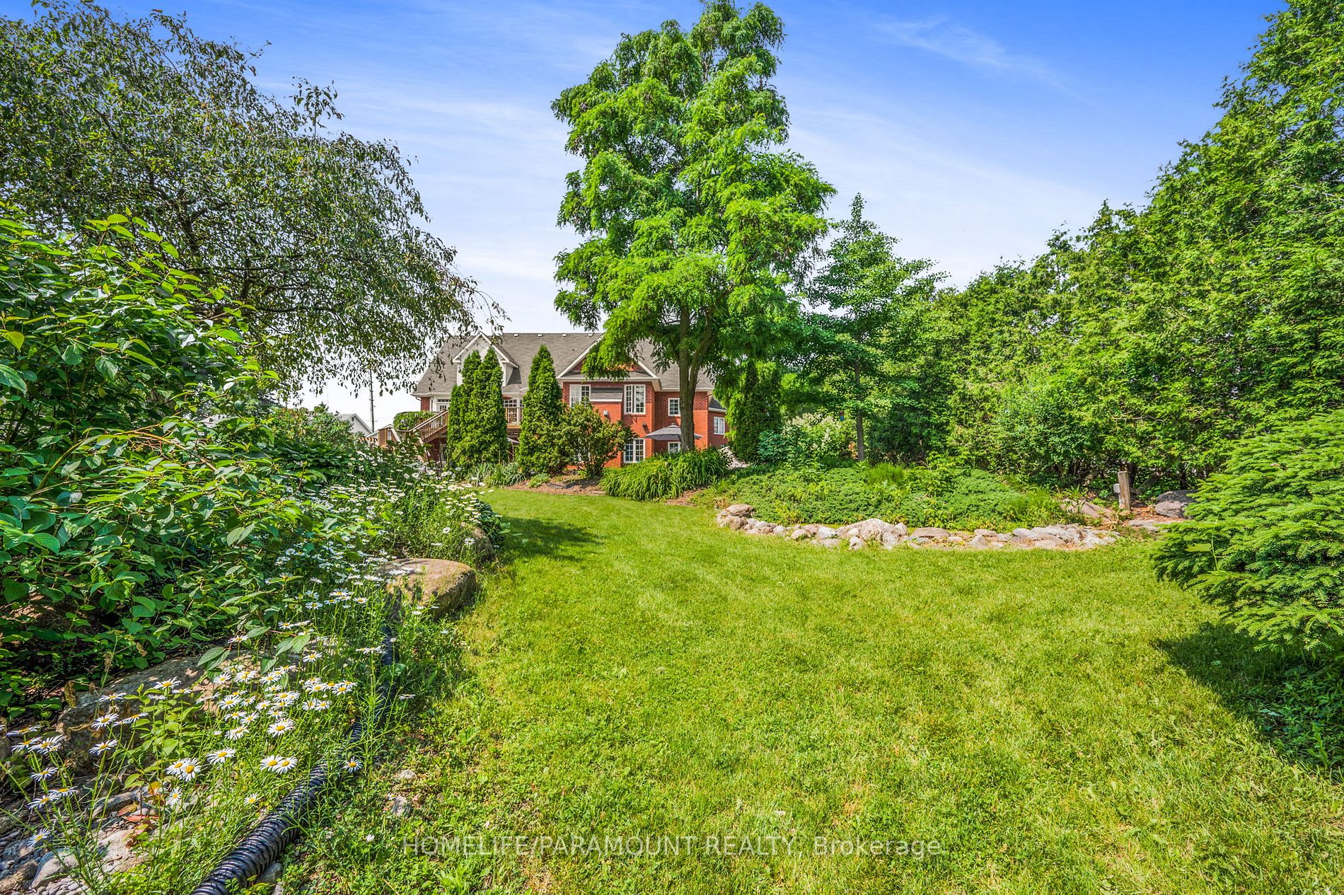 1277 Townline Rd N