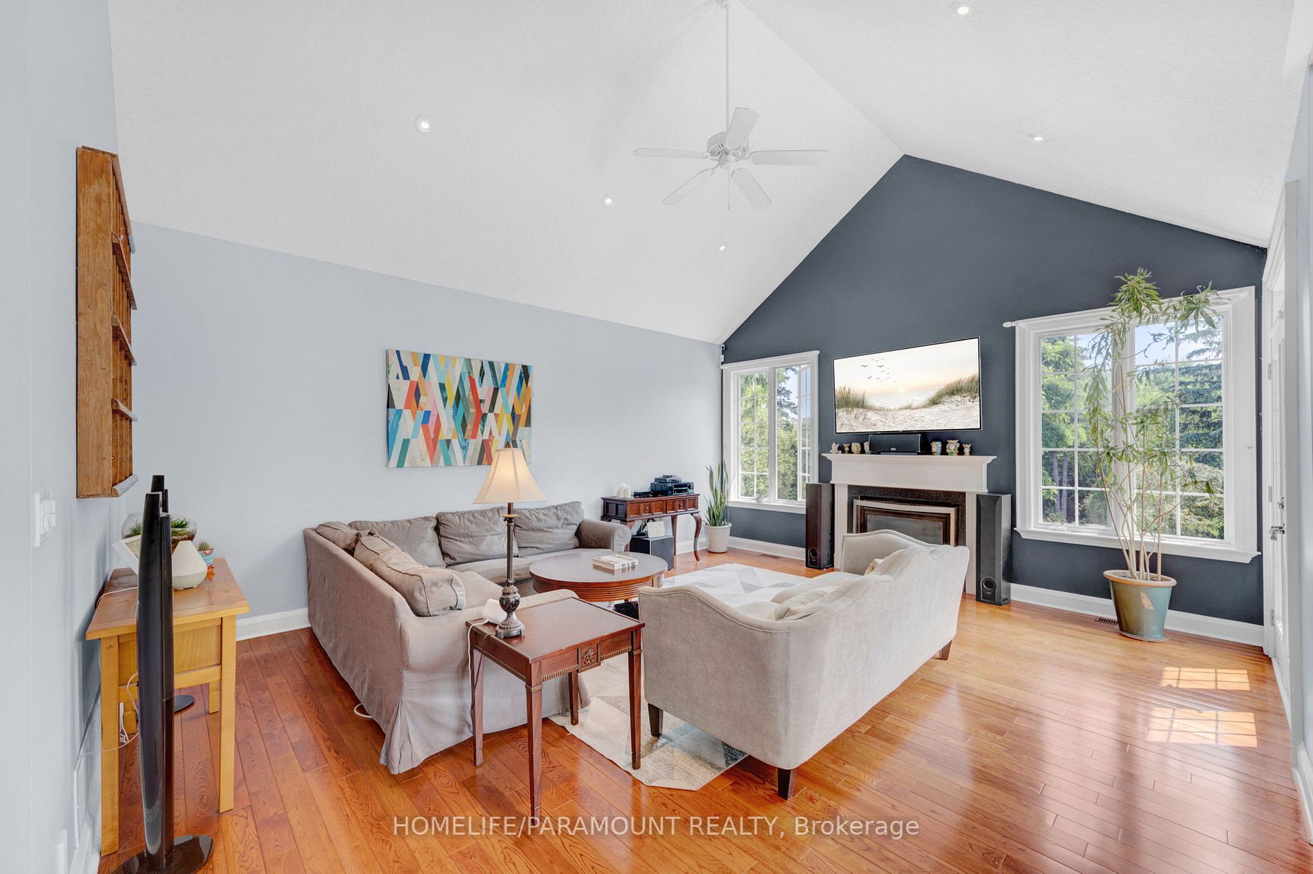 1277 Townline Rd N