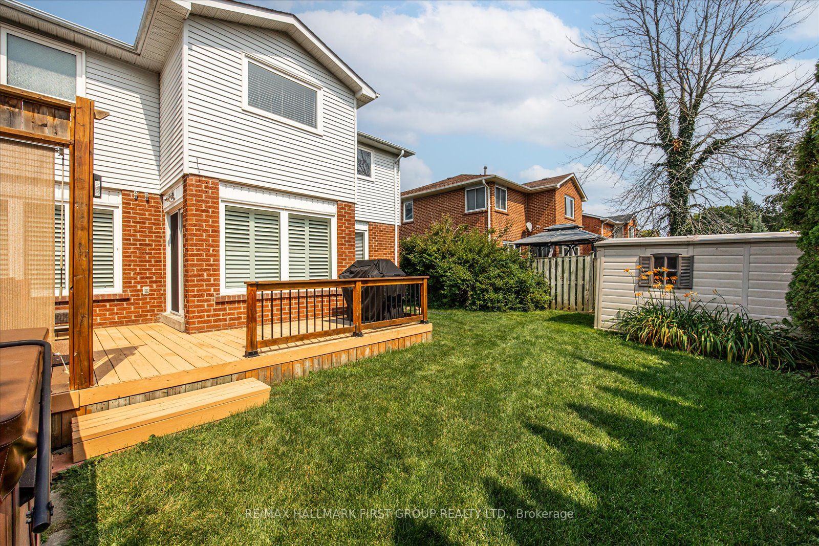 19 Farrow Cres