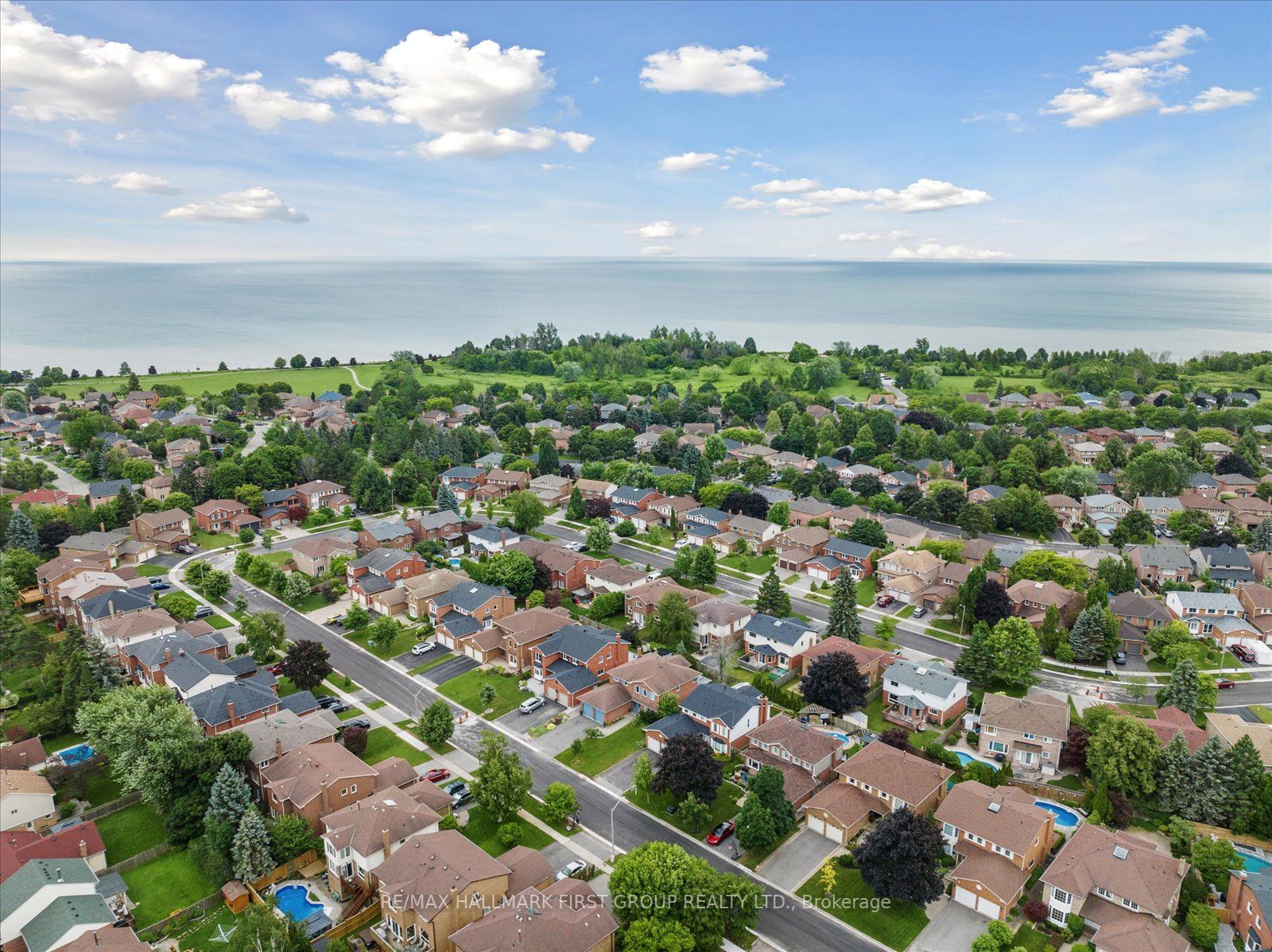 19 Farrow Cres