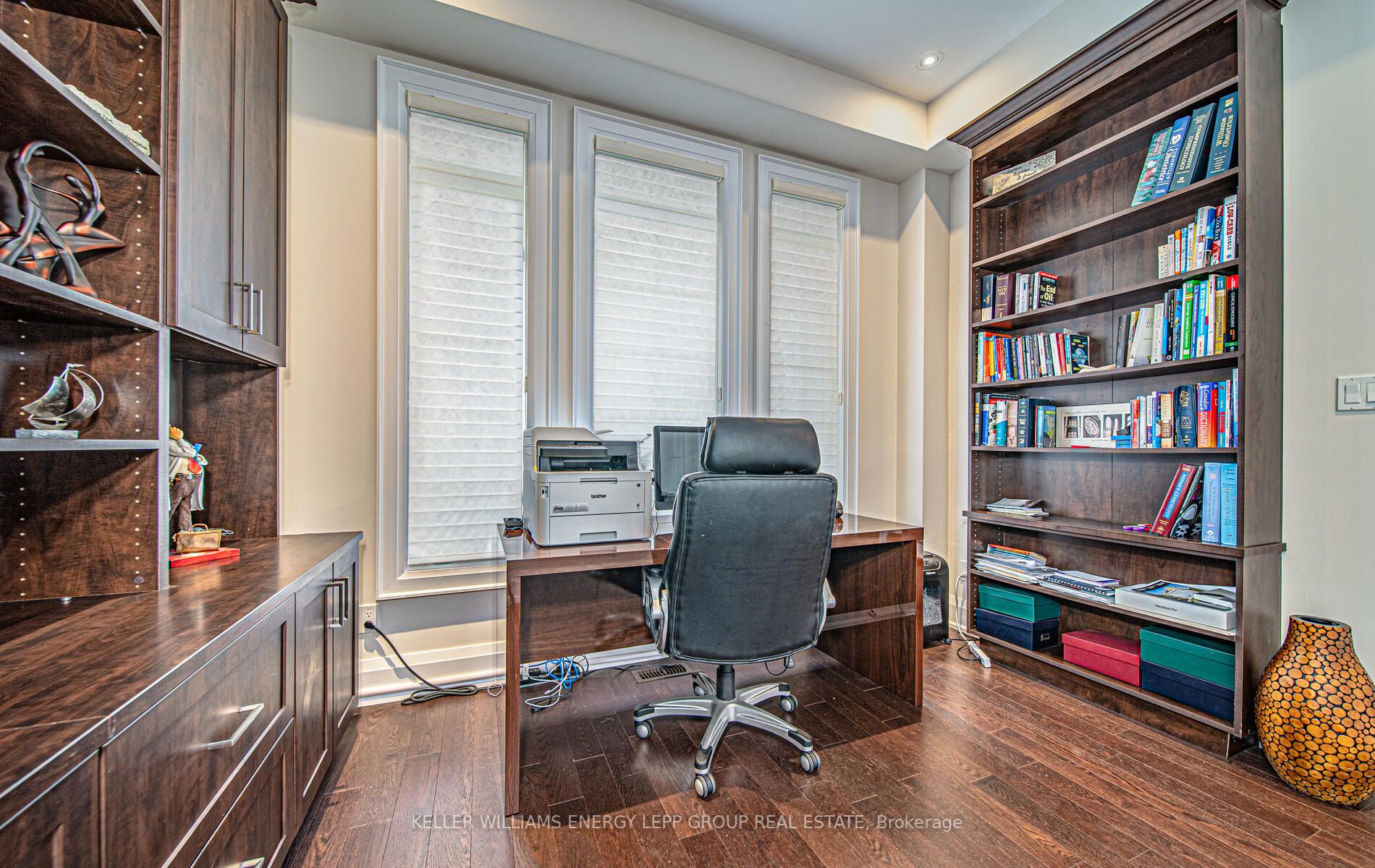 10 Donwoods Cres