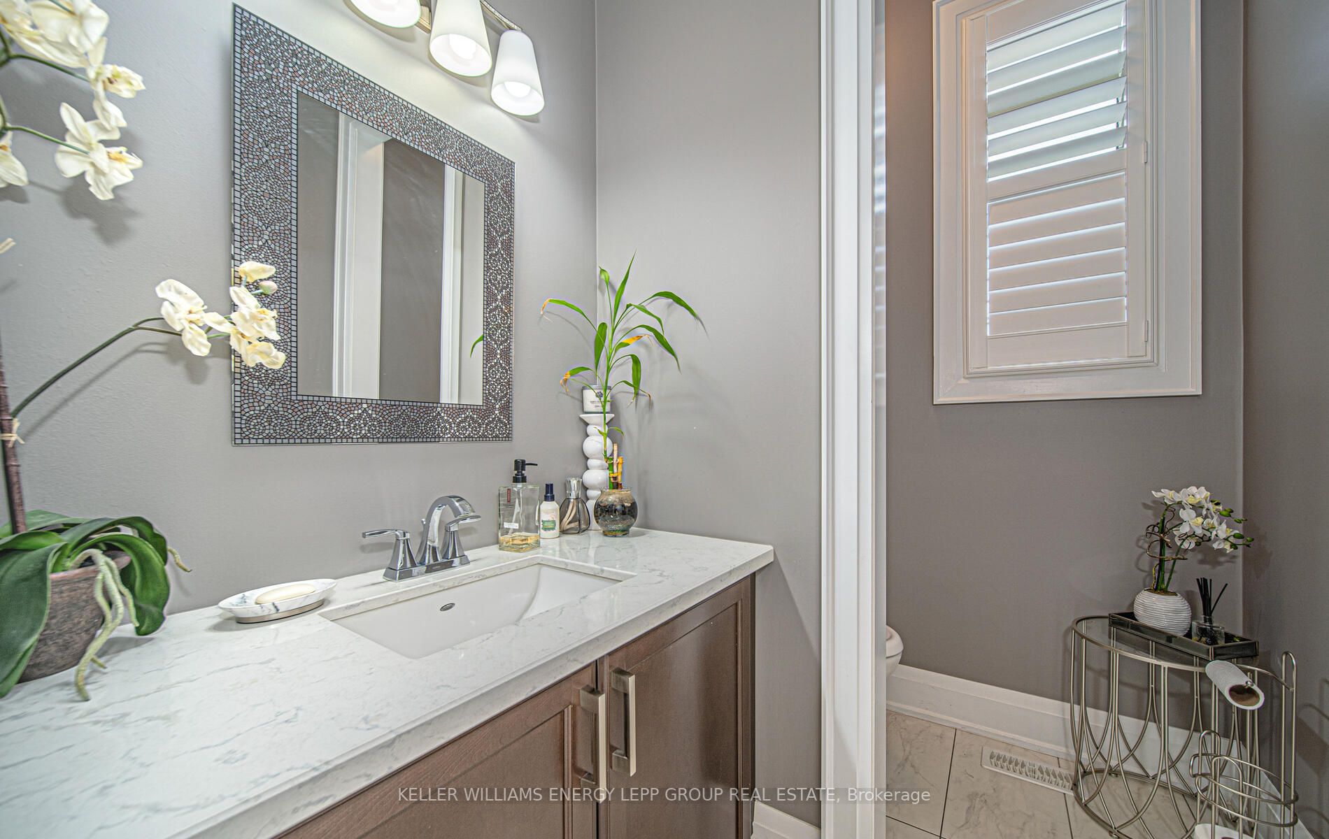 10 Donwoods Cres
