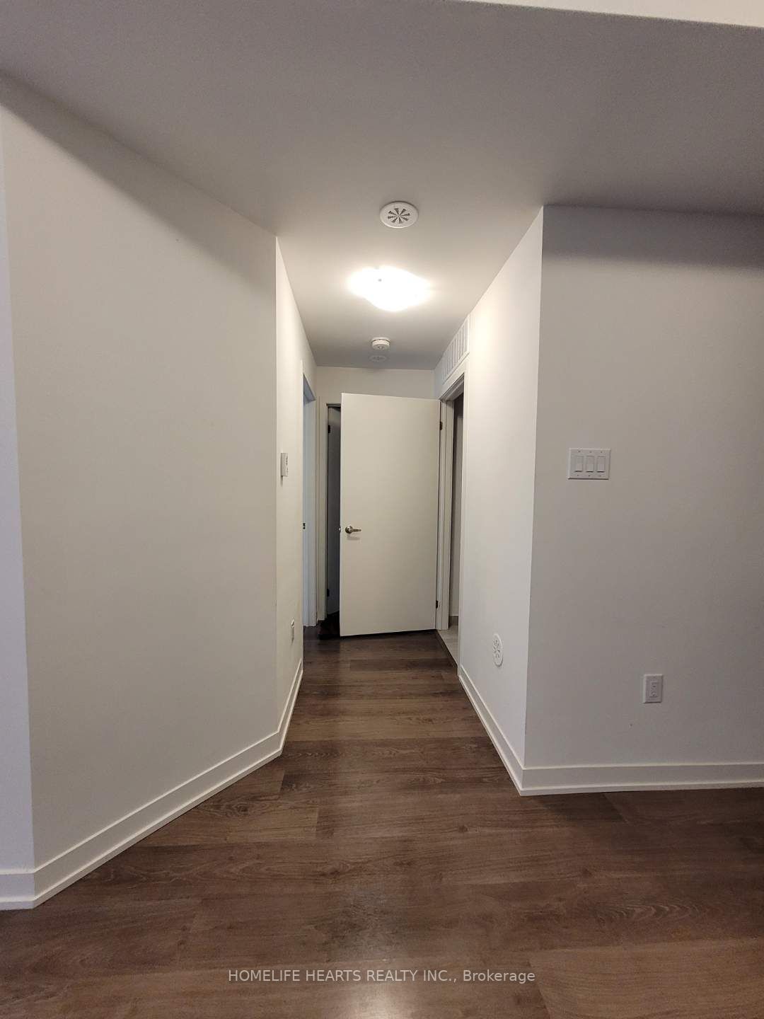 60 Orchid Place Dr, #11