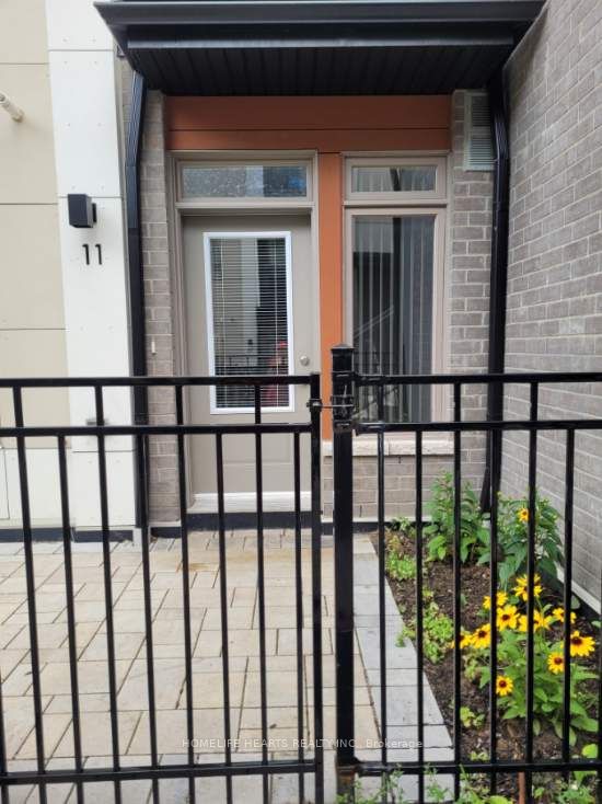 60 Orchid Place Dr, #11