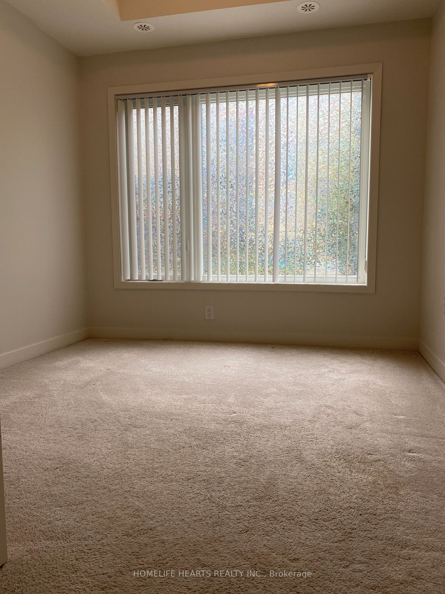 60 Orchid Place Dr, #11