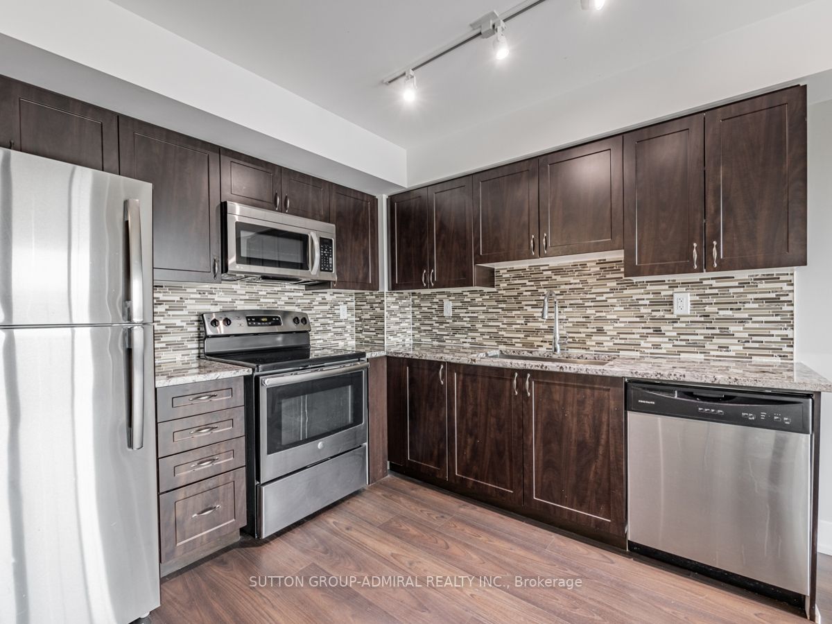 1215 Bayly St, #501