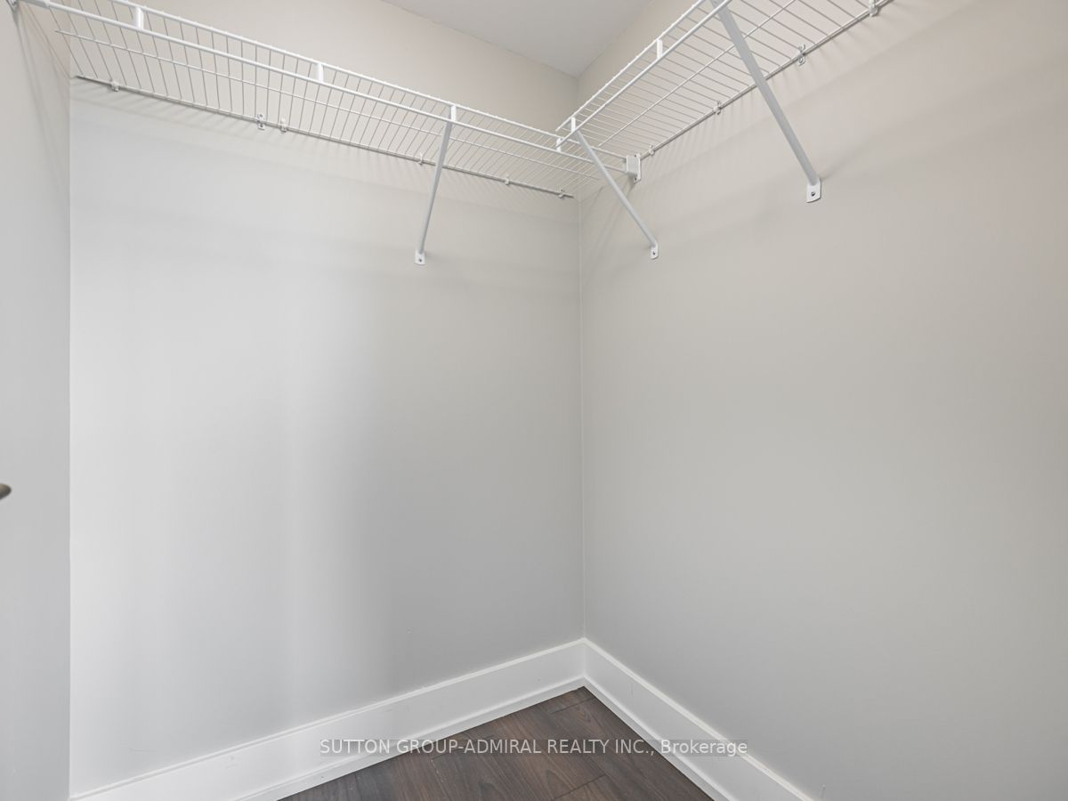 1215 Bayly St, #501