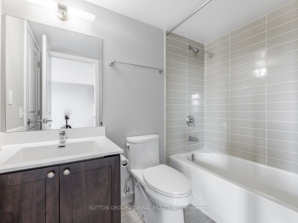 1215 Bayly St, #501