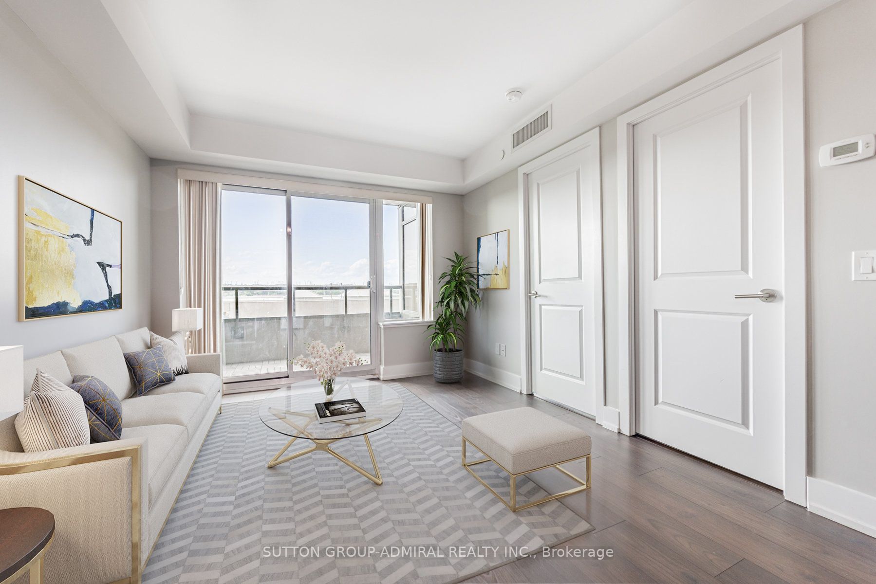 1215 Bayly St, #501