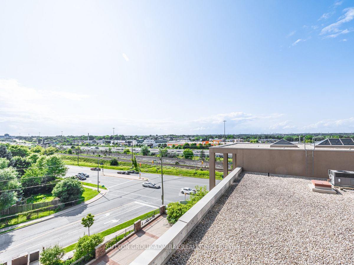 1215 Bayly St, #501