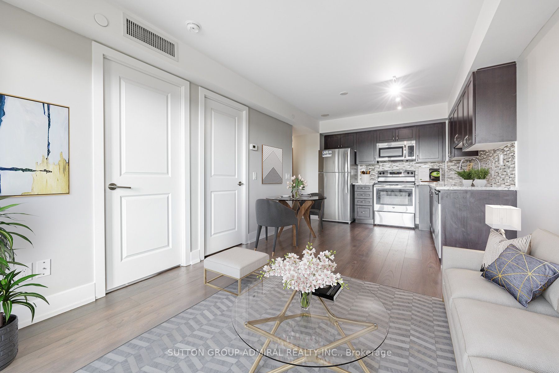 1215 Bayly St, #501