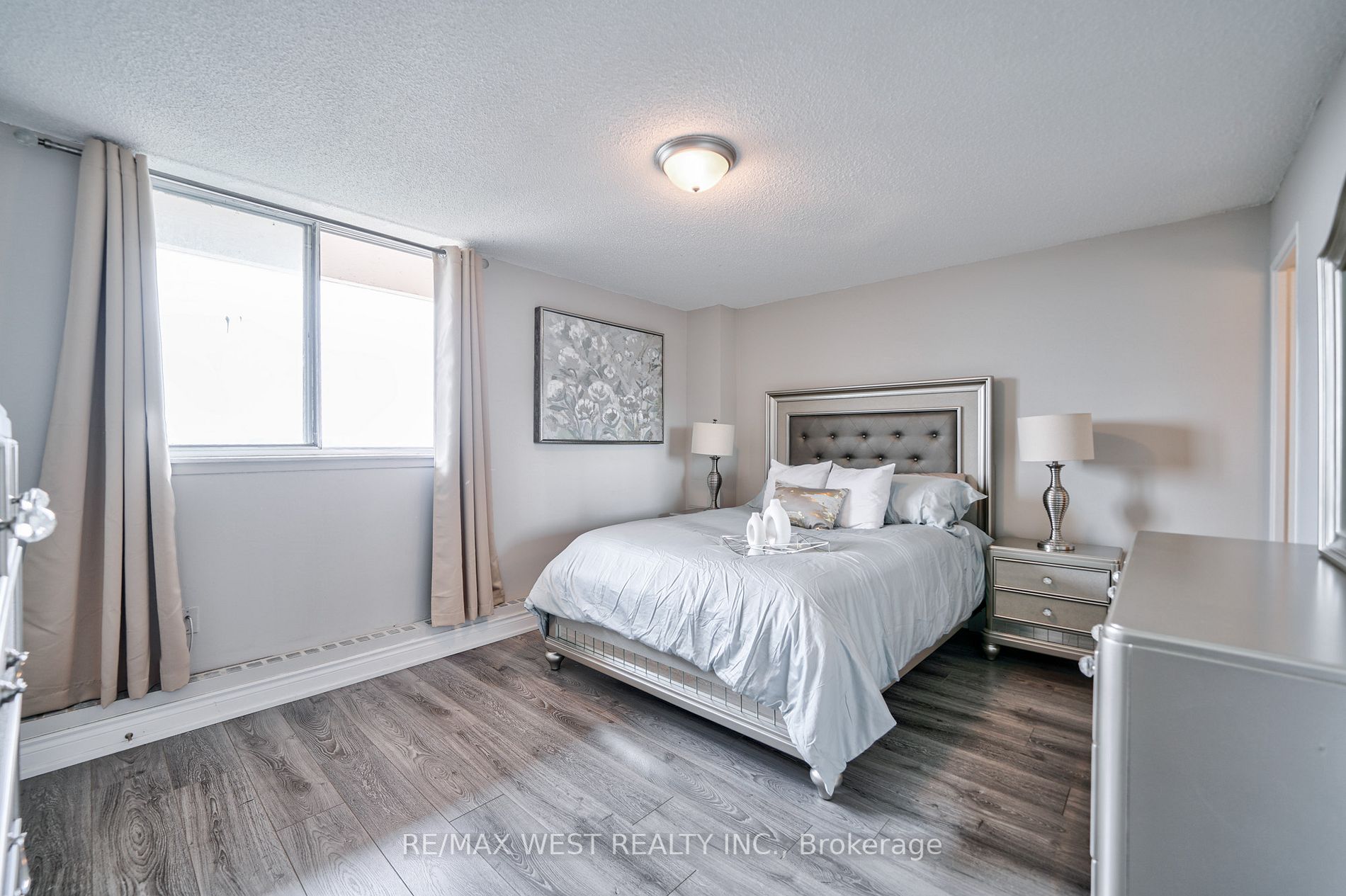 100 Wingarden Crt, #2015