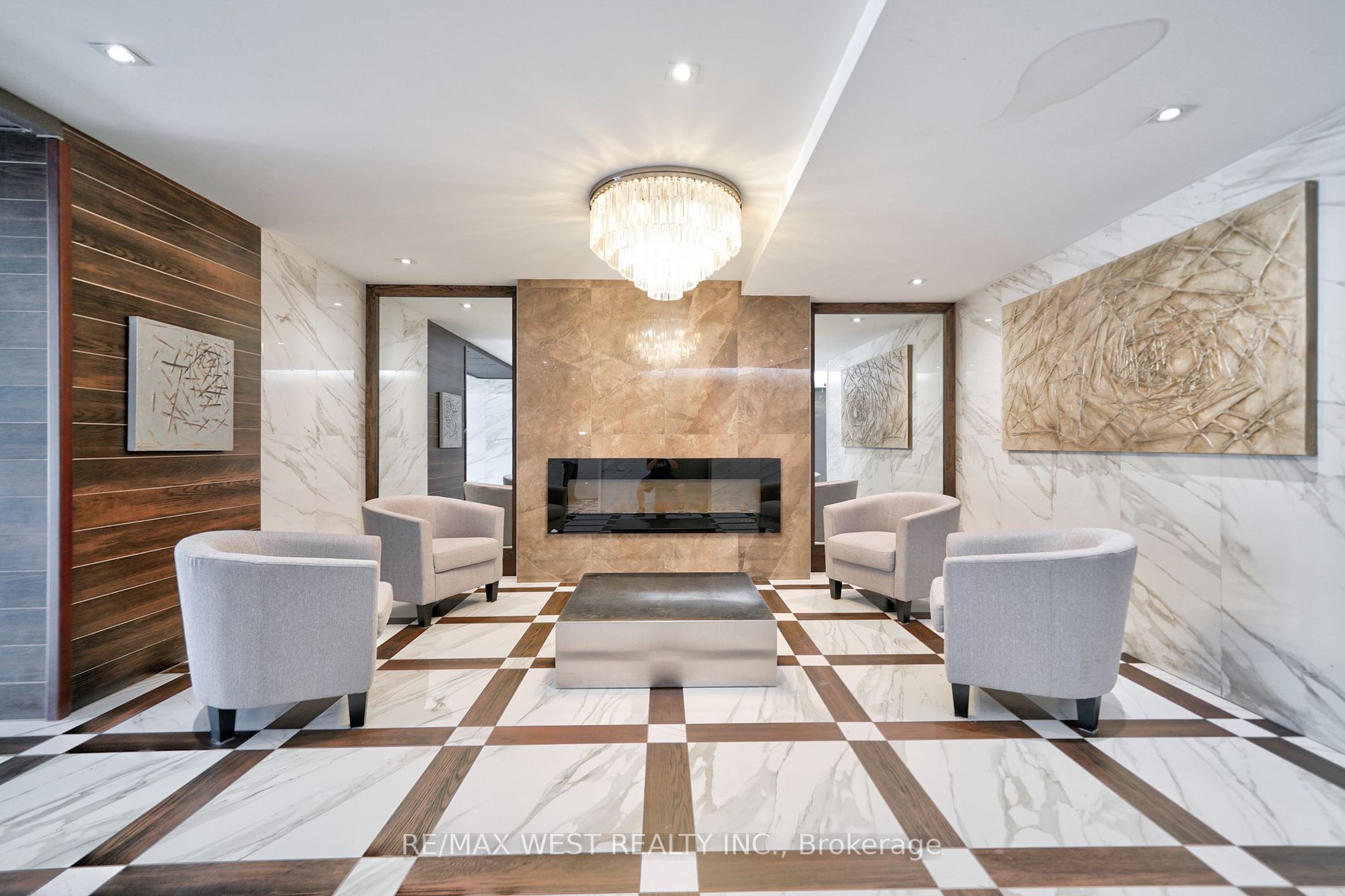 100 Wingarden Crt, #2015