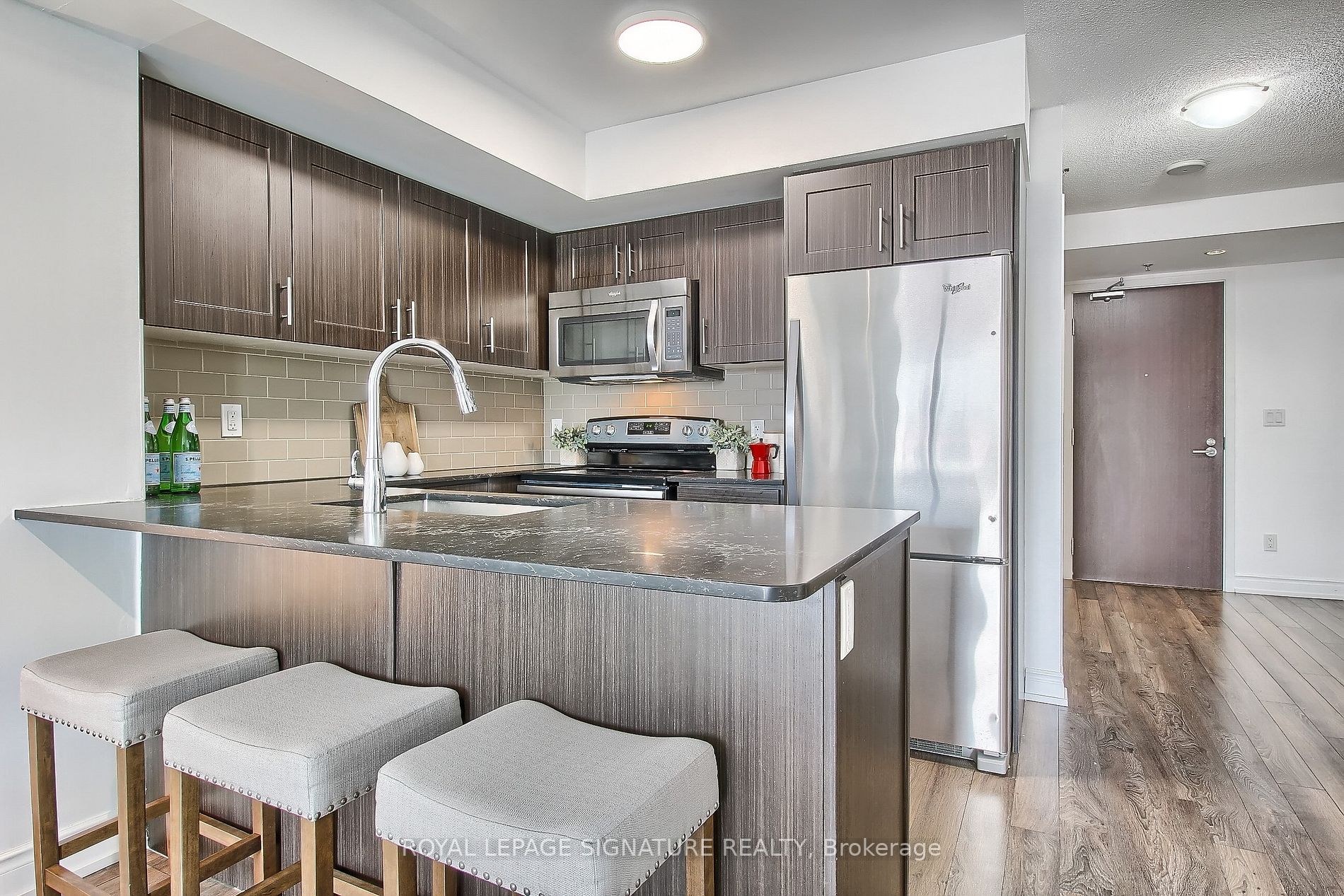 185 Bonis Ave, #407
