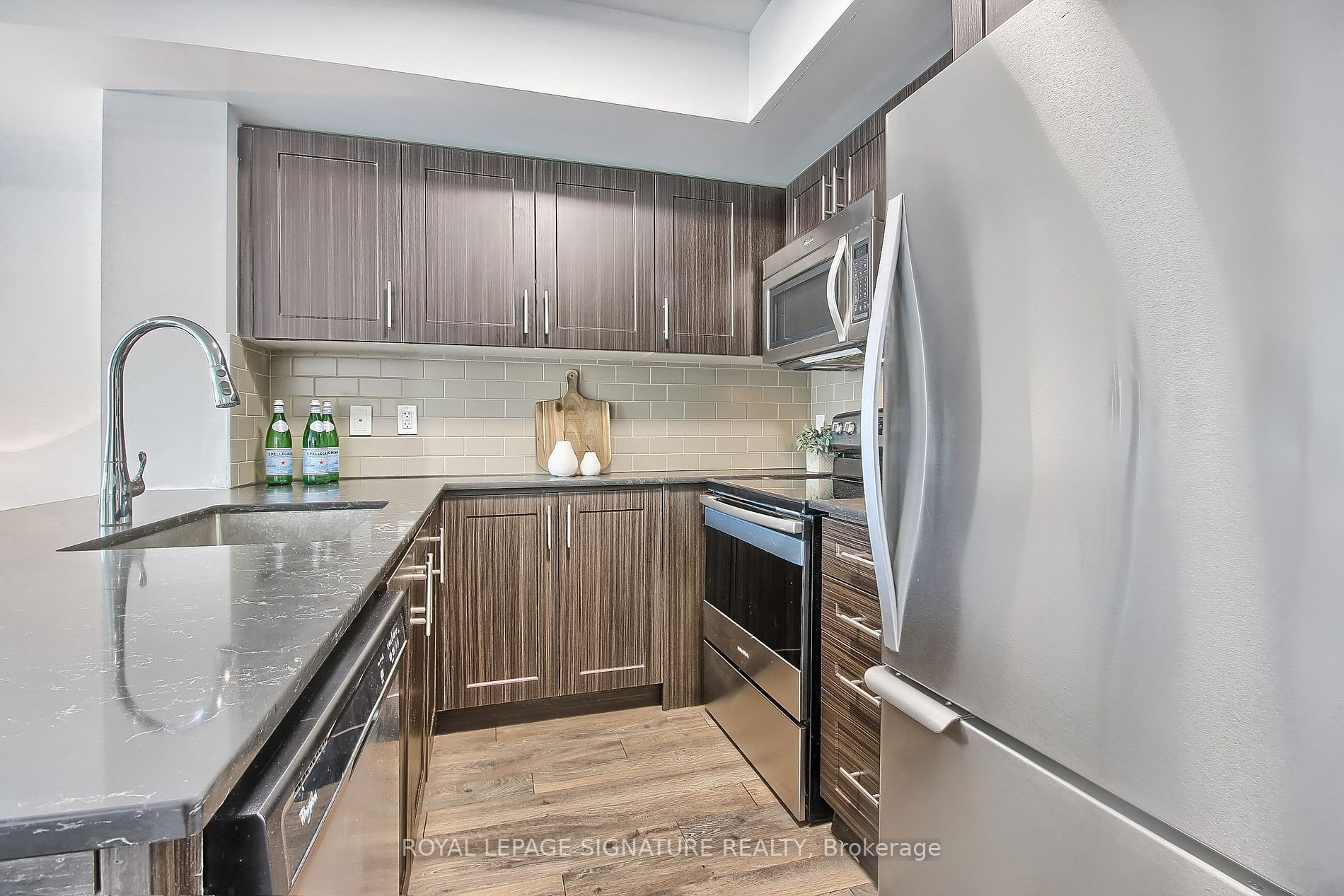 185 Bonis Ave, #407