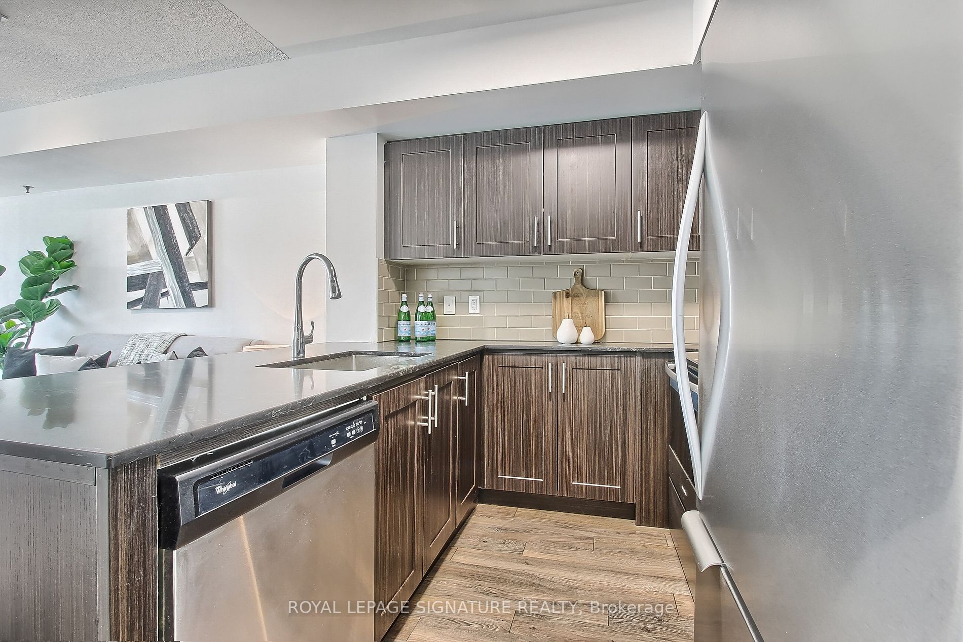 185 Bonis Ave, #407