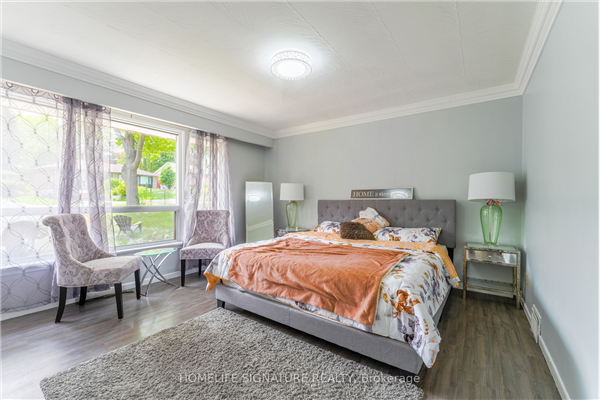 559 Rouge Hills Dr, Toronto