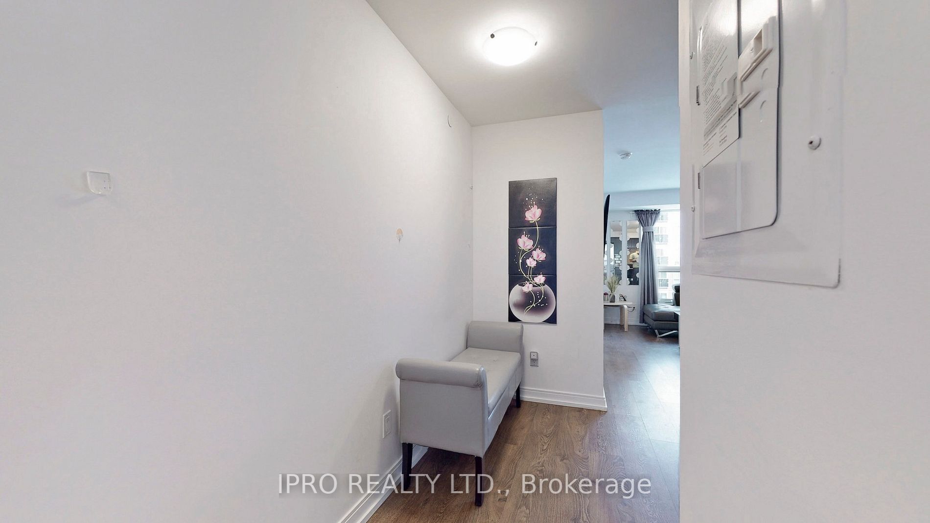255 Village Green Sq, #1911