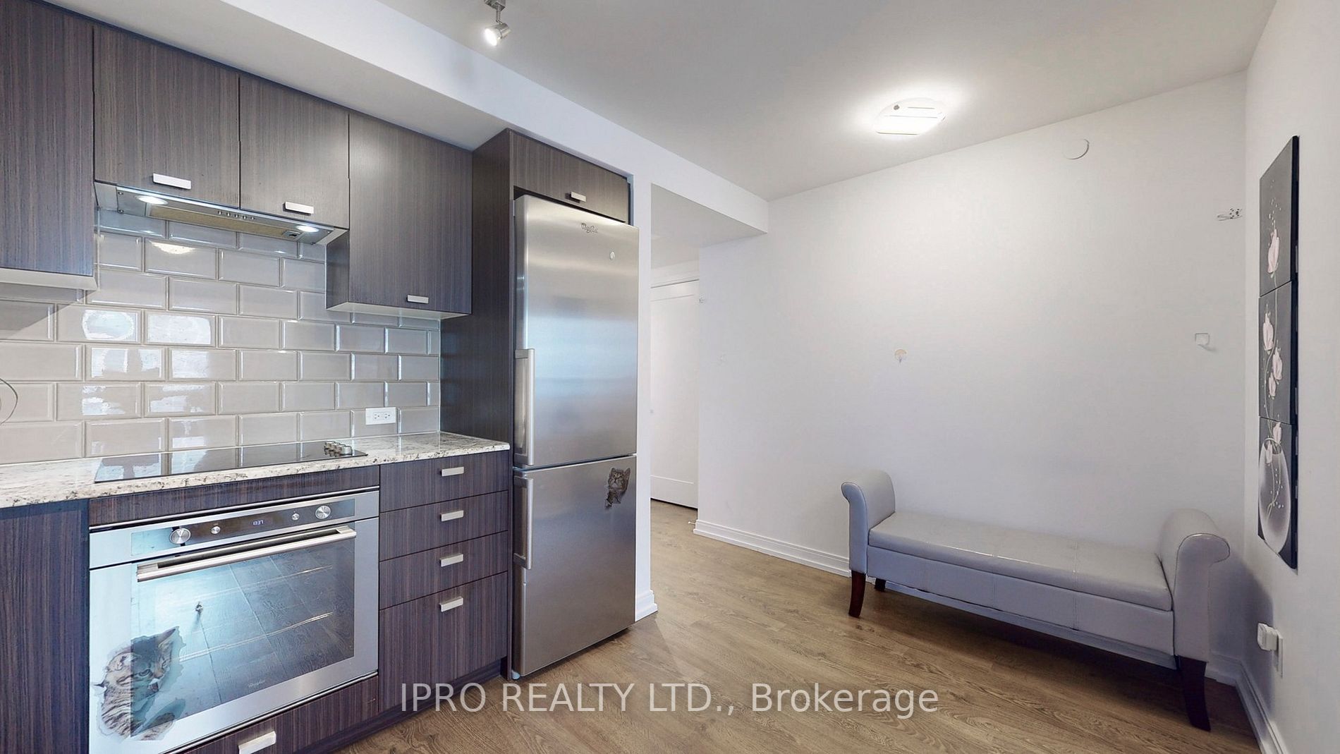 255 Village Green Sq, #1911