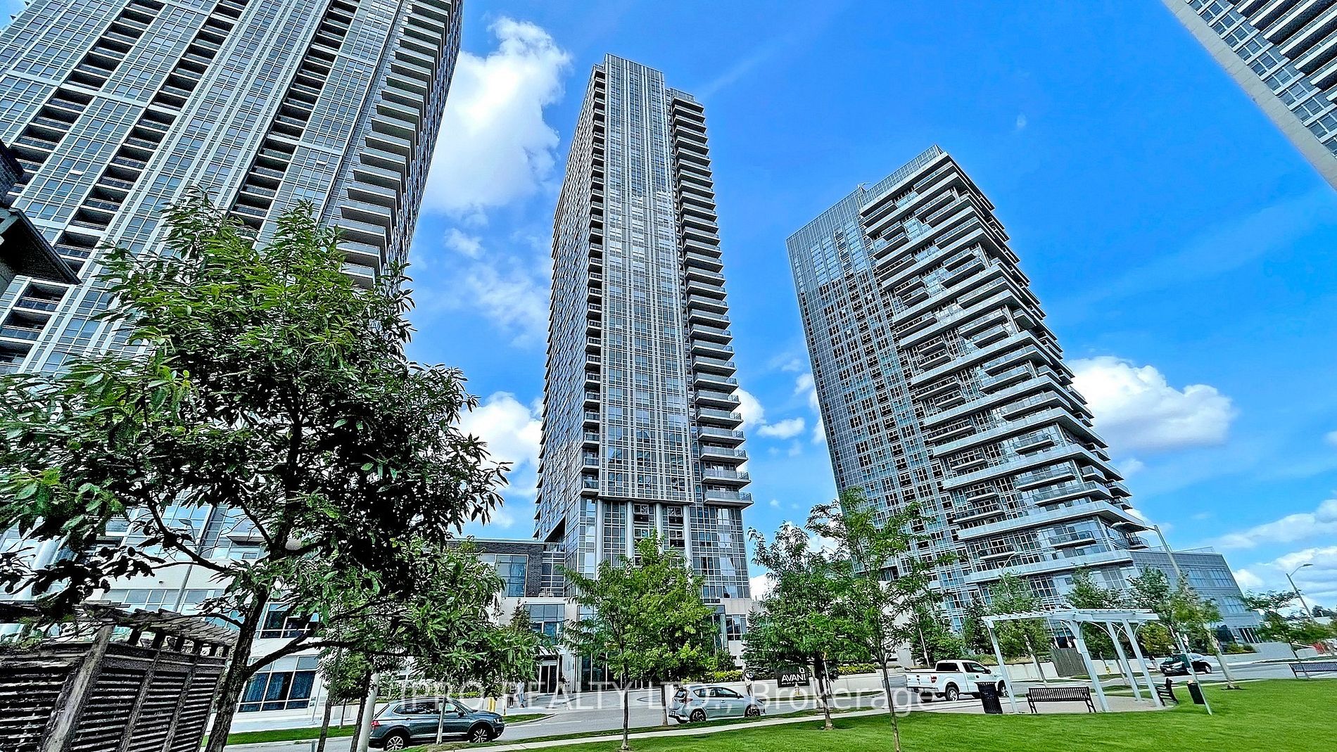 255 Village Green Sq, #1911