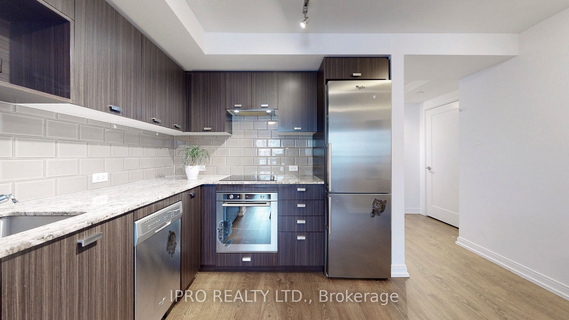 255 Village Green Sq, #1911