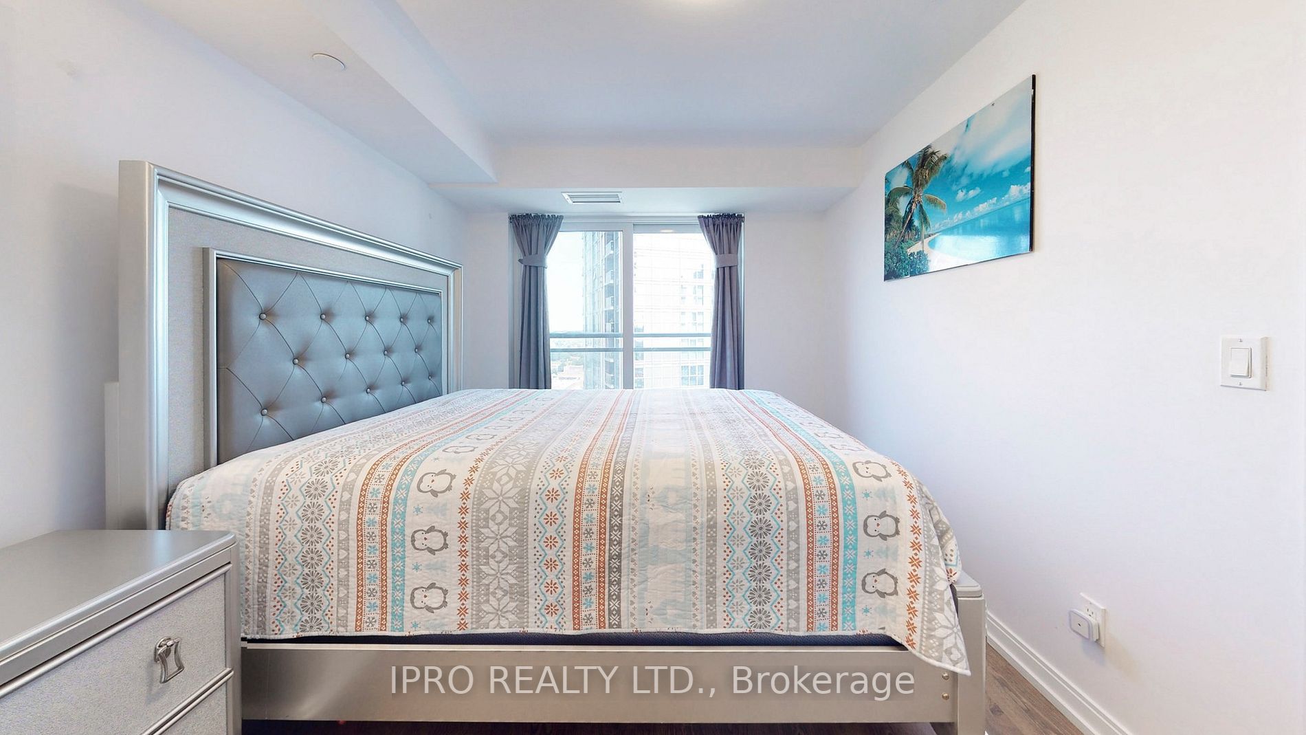 255 Village Green Sq, #1911