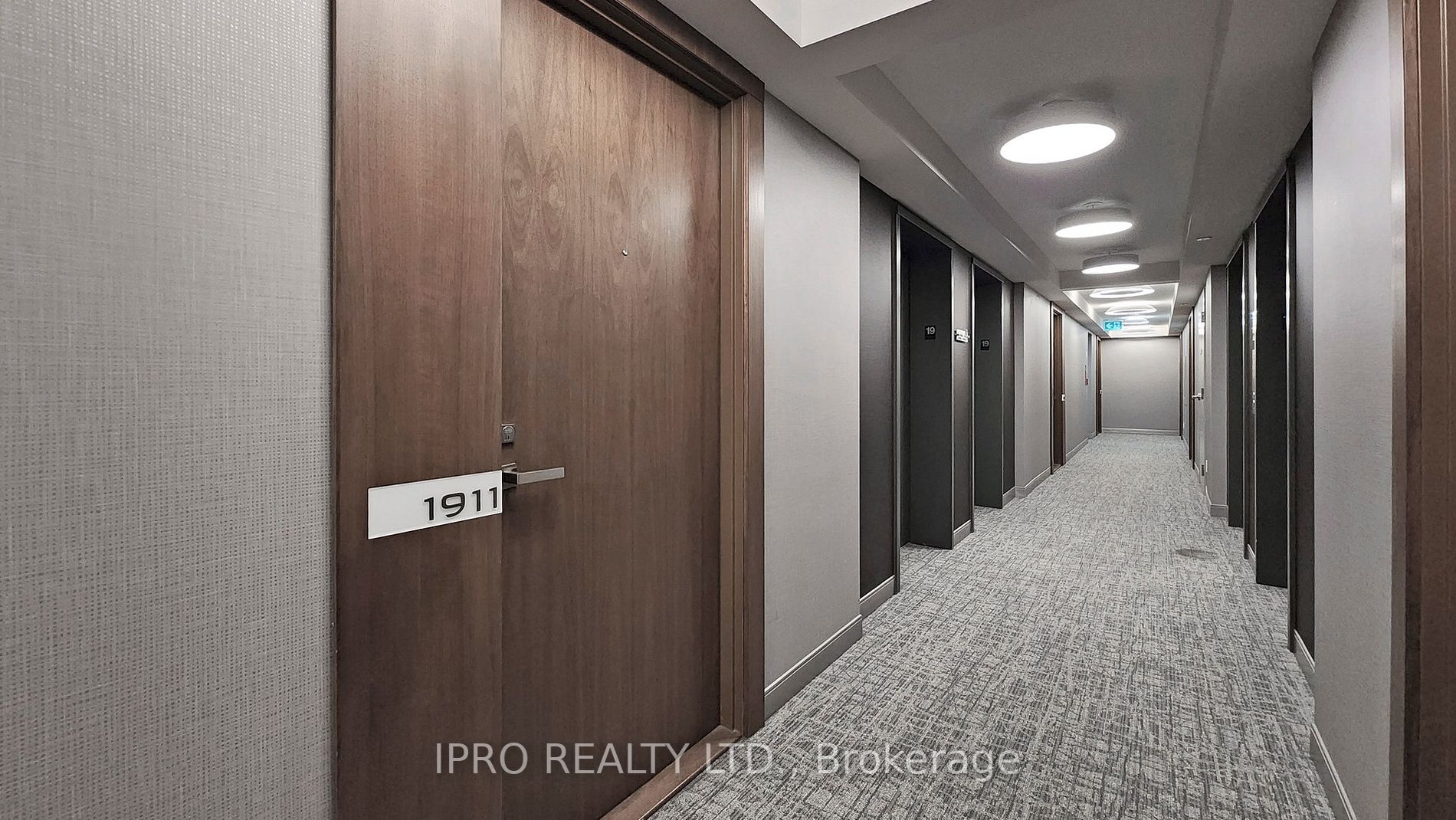 255 Village Green Sq, #1911