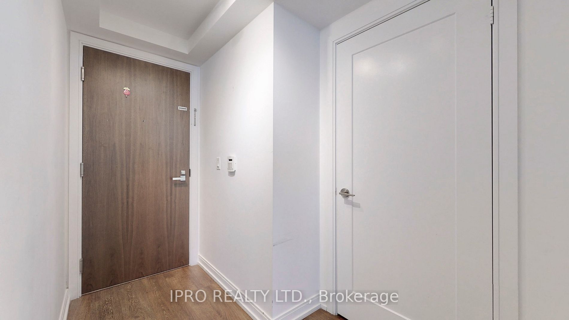 255 Village Green Sq, #1911