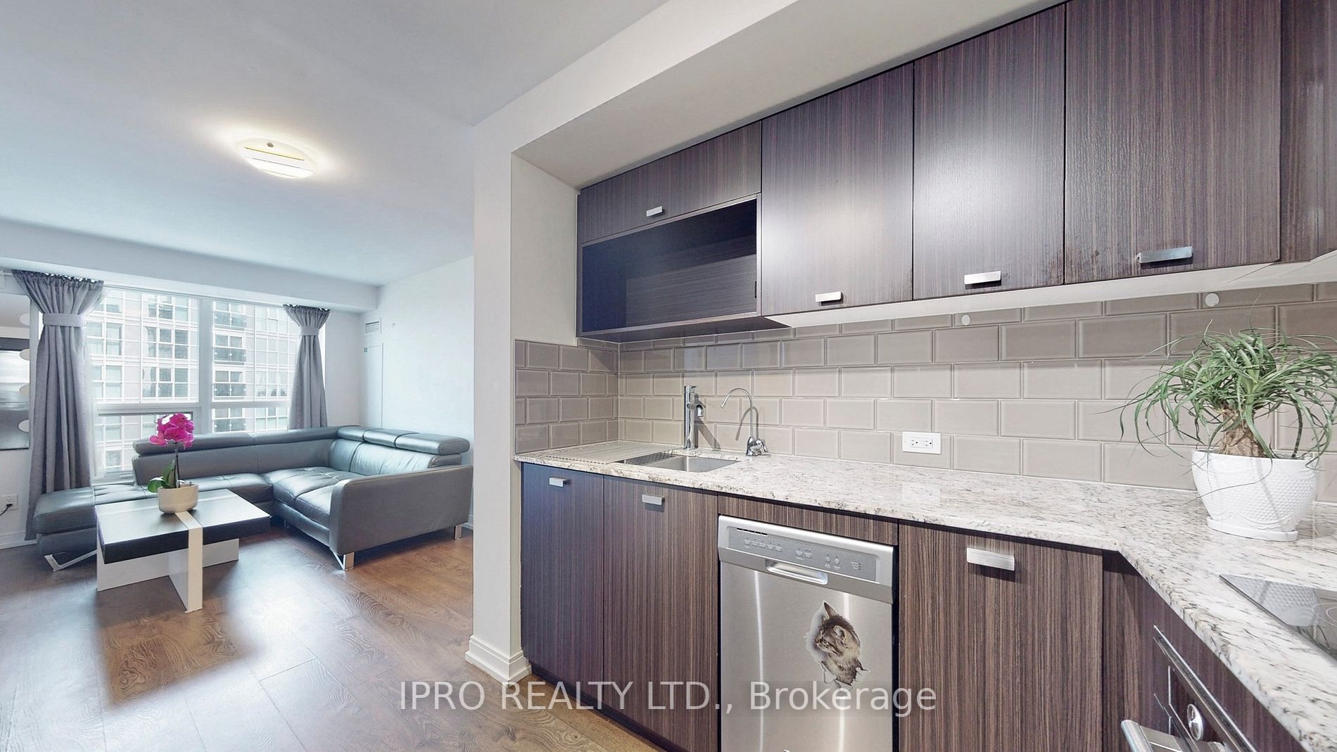 255 Village Green Sq, #1911