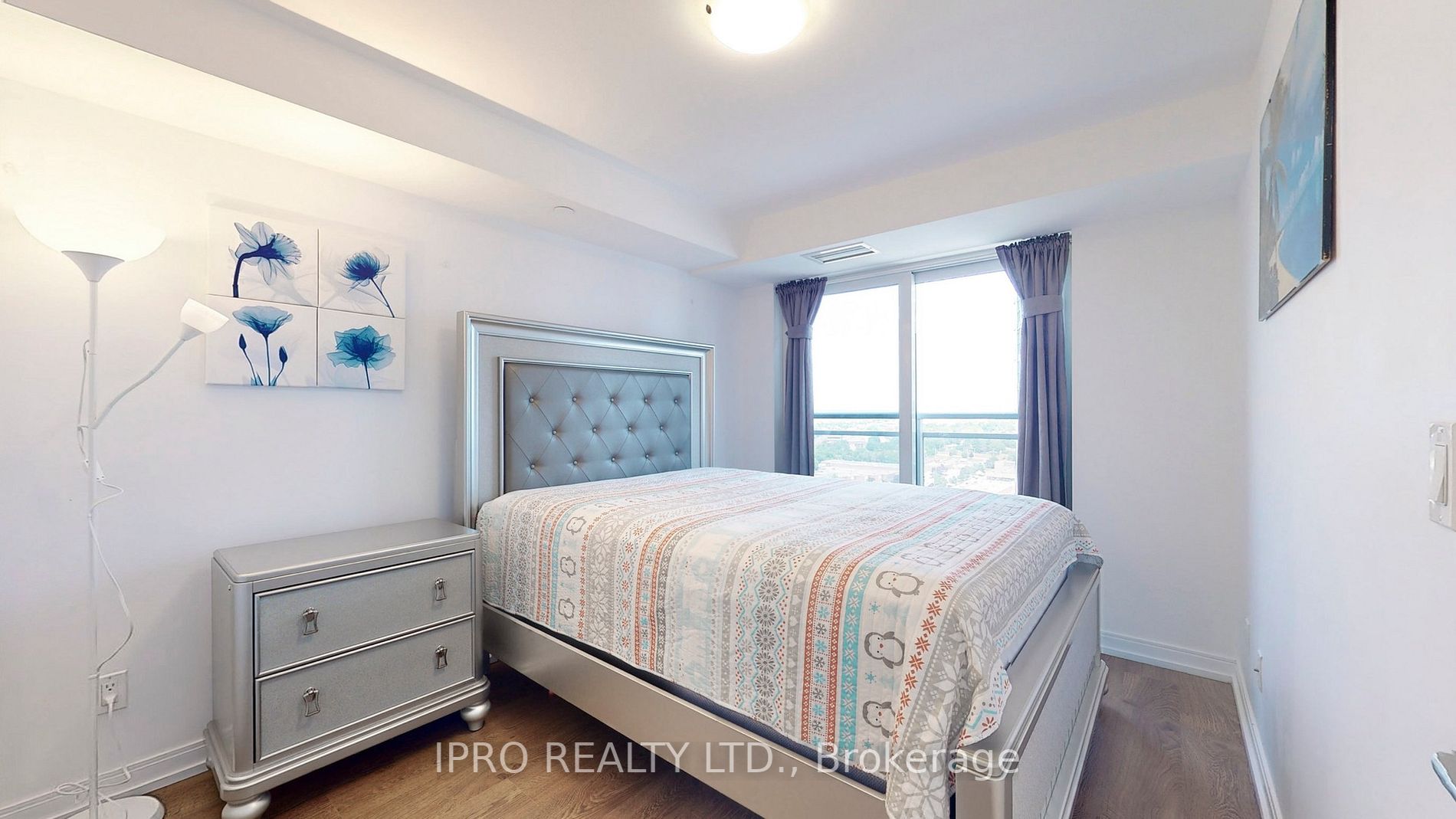 255 Village Green Sq, #1911