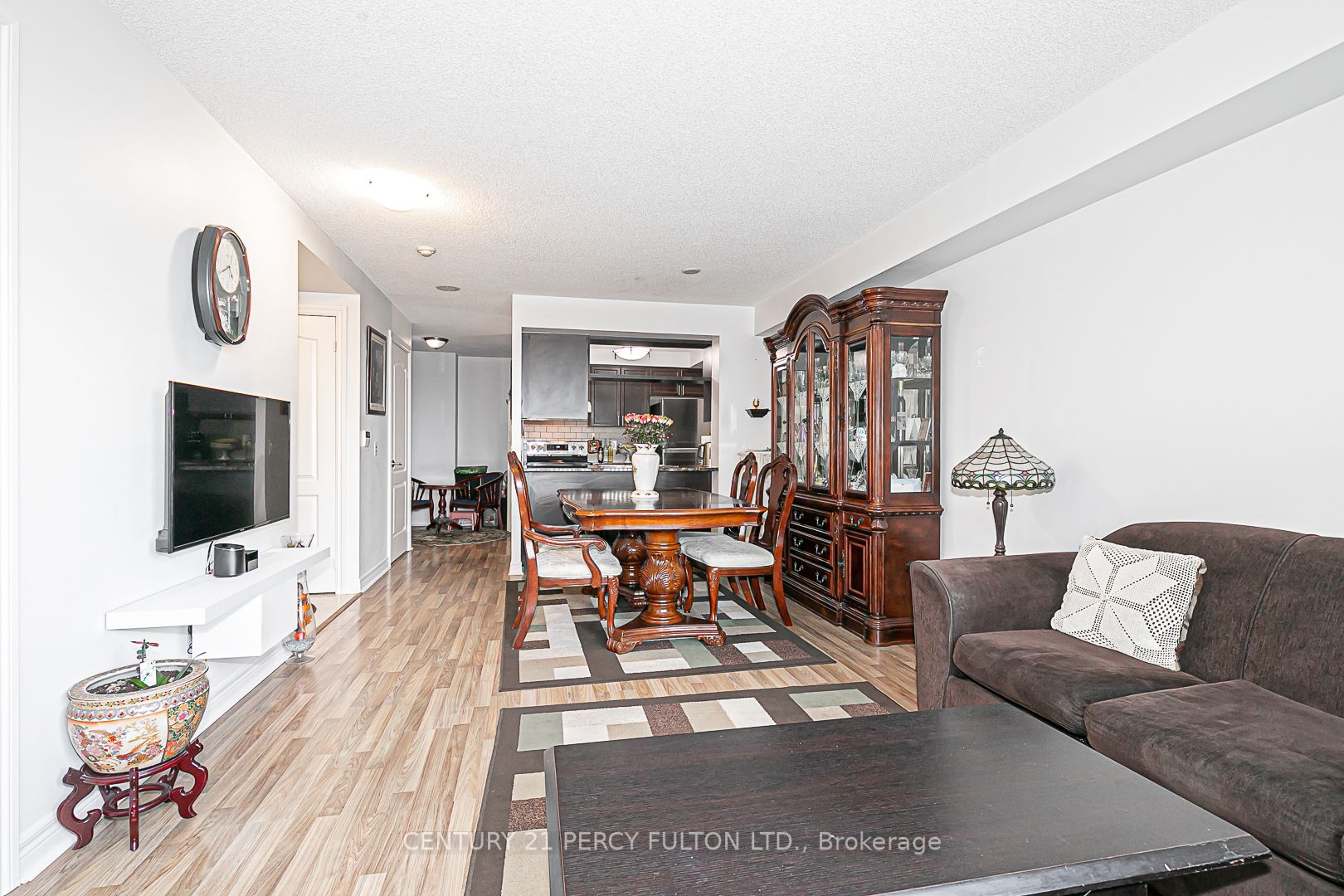 70 Town Centre Crt, #504