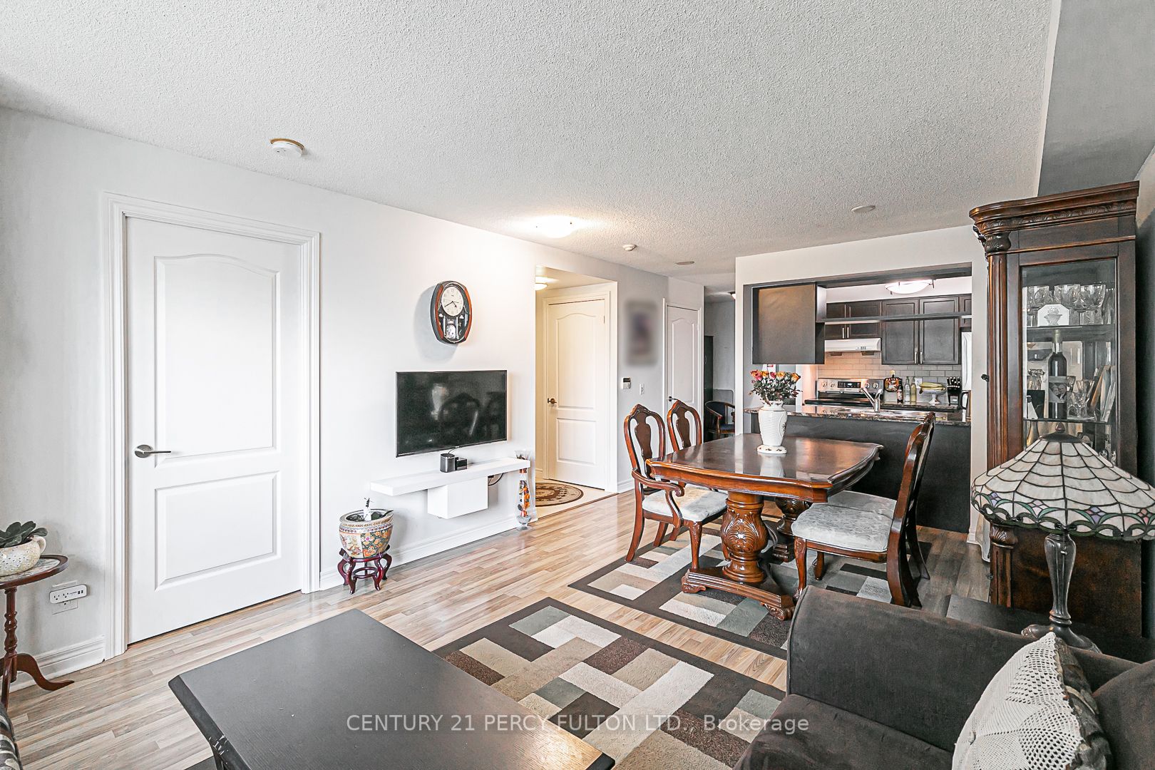 70 Town Centre Crt, #504