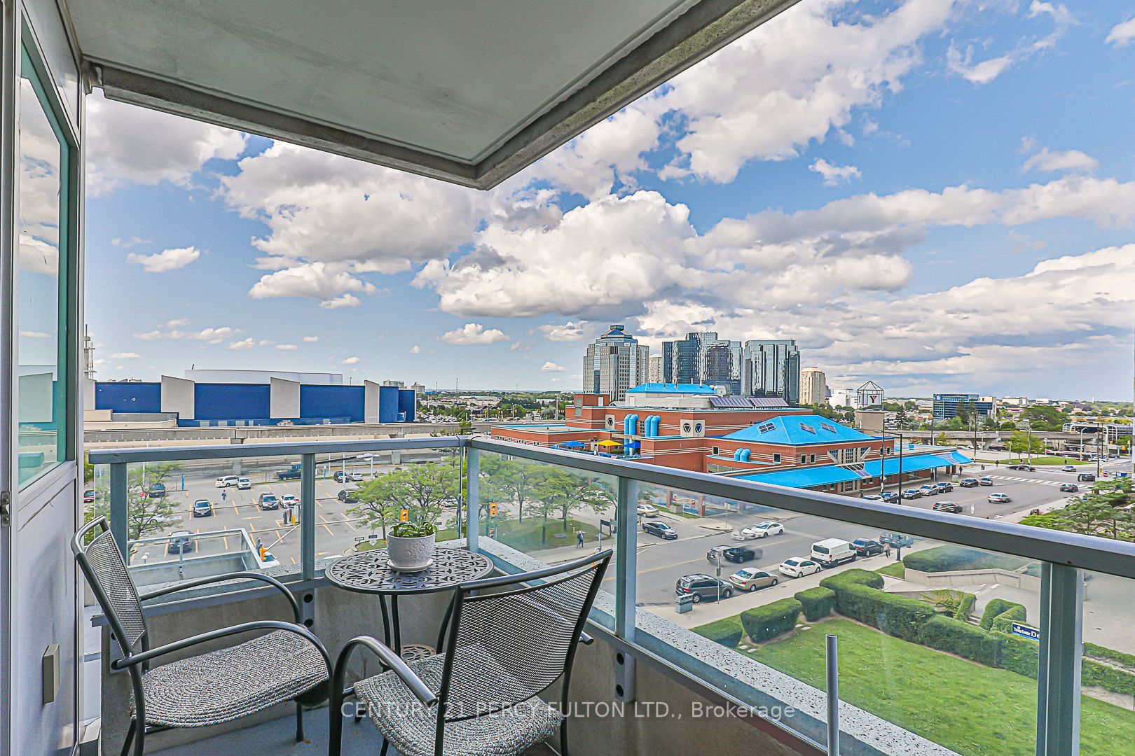 70 Town Centre Crt, #504