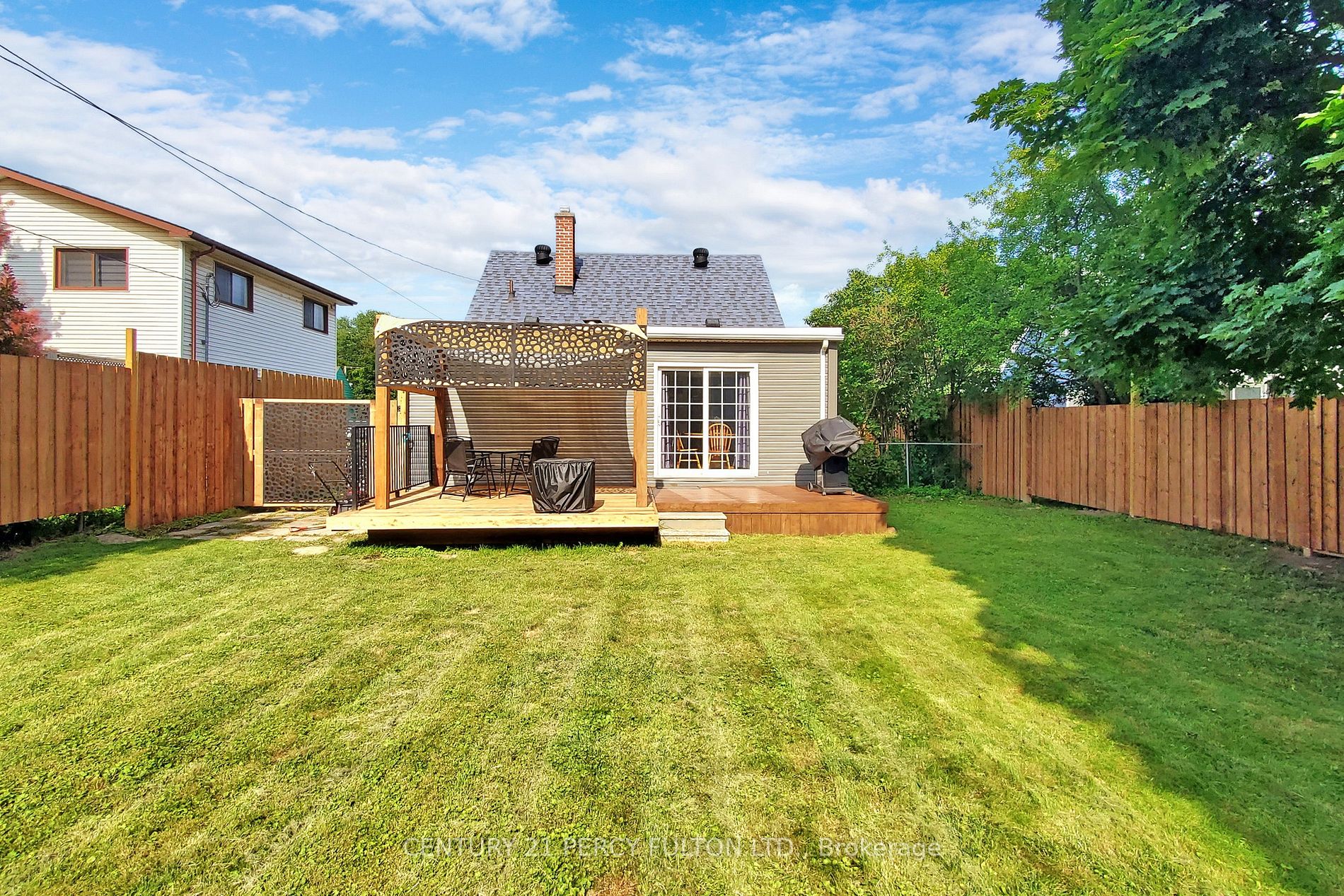85 Exeter Rd