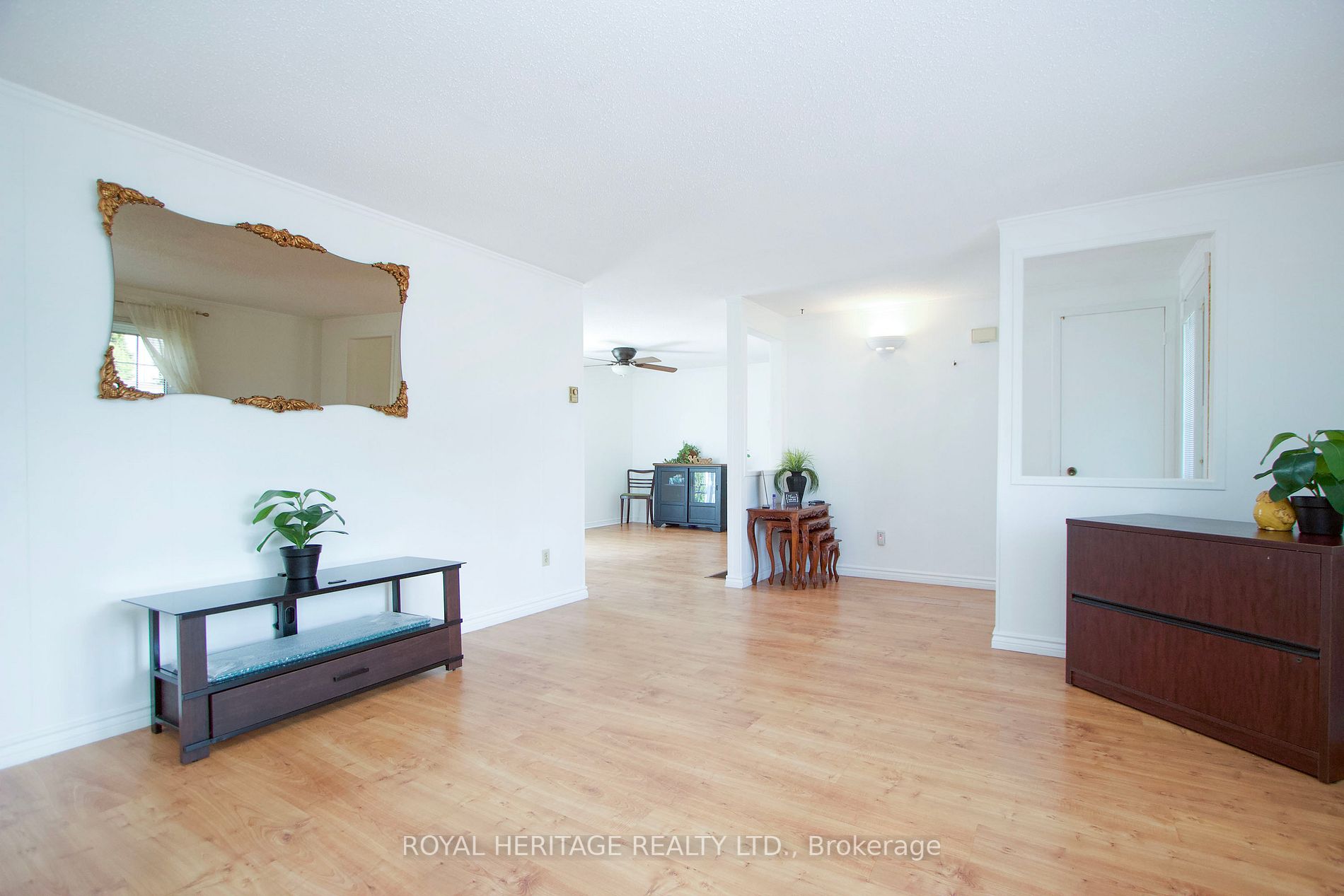 114 Bluffs Rd