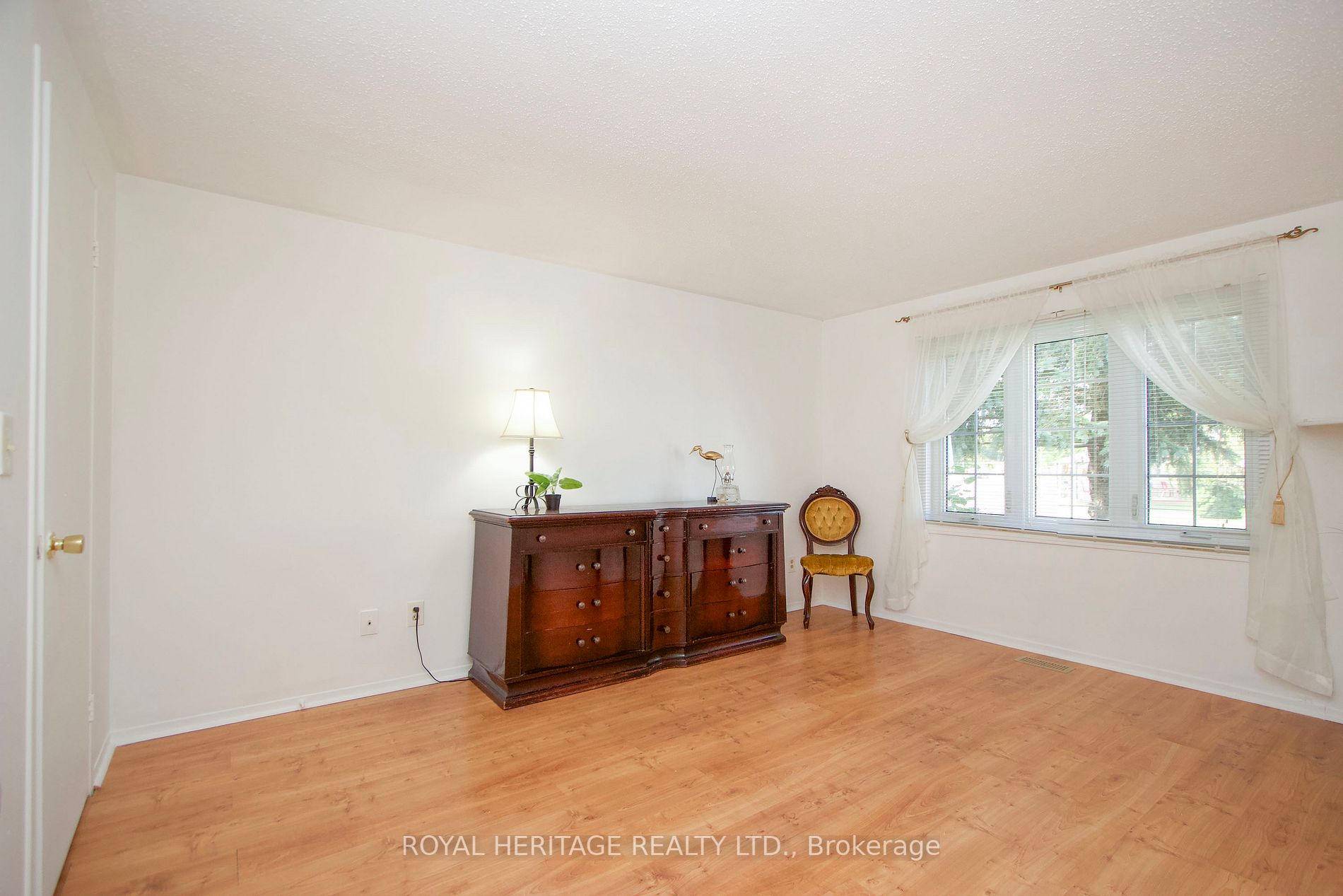 114 Bluffs Rd