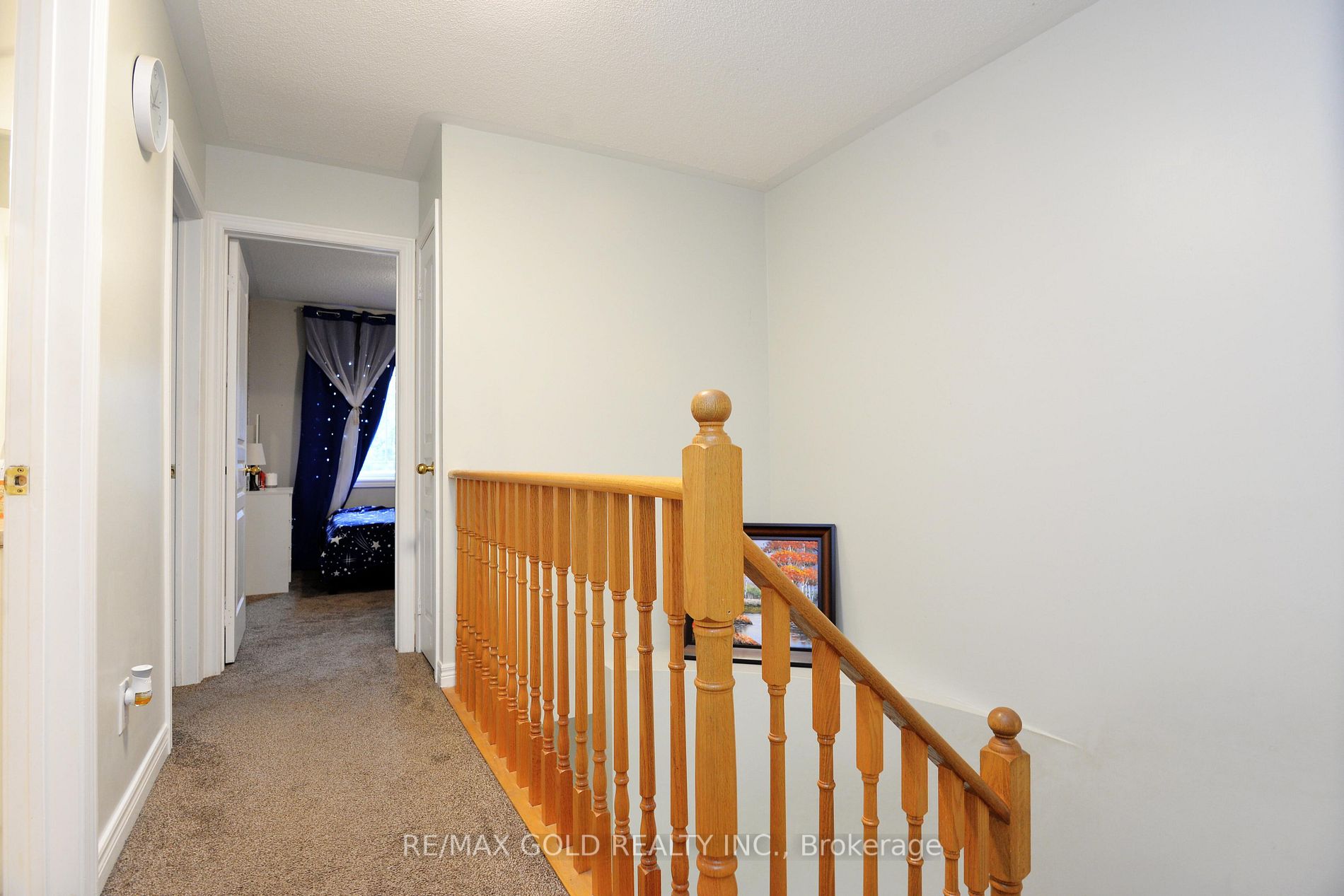 111 Whitefoot Cres
