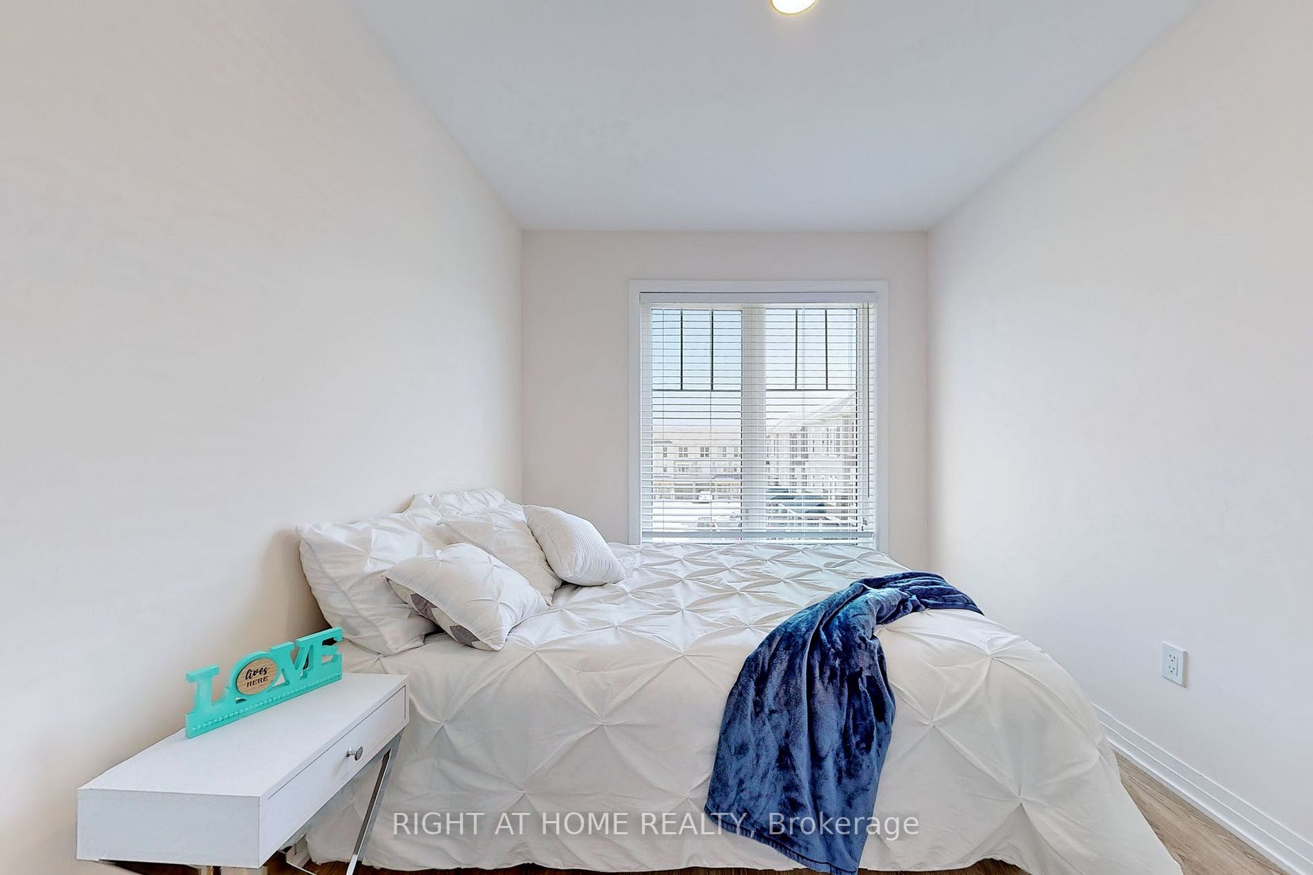 74 Ambereen Pl