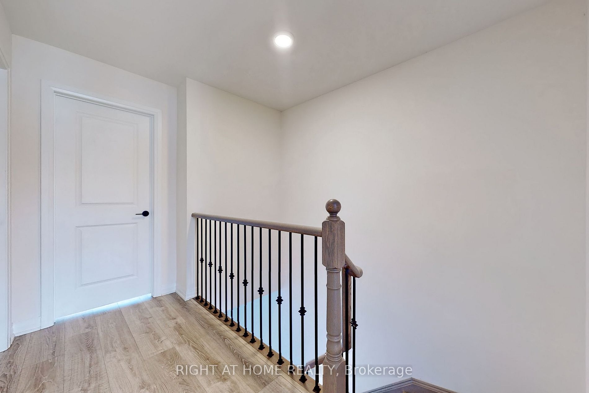 74 Ambereen Pl