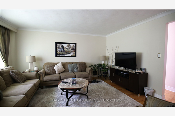 27 Manorwood Rd, Toronto