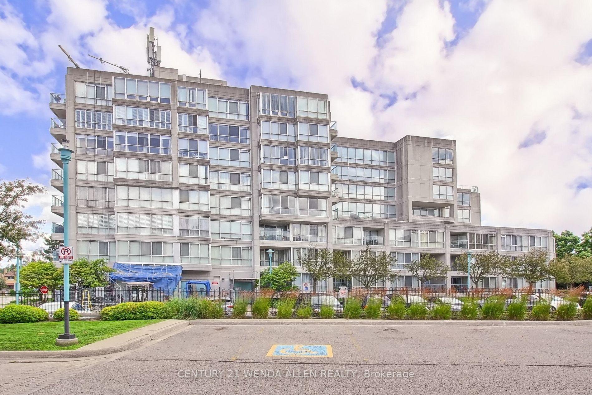 25 Cumberland Lane, #412