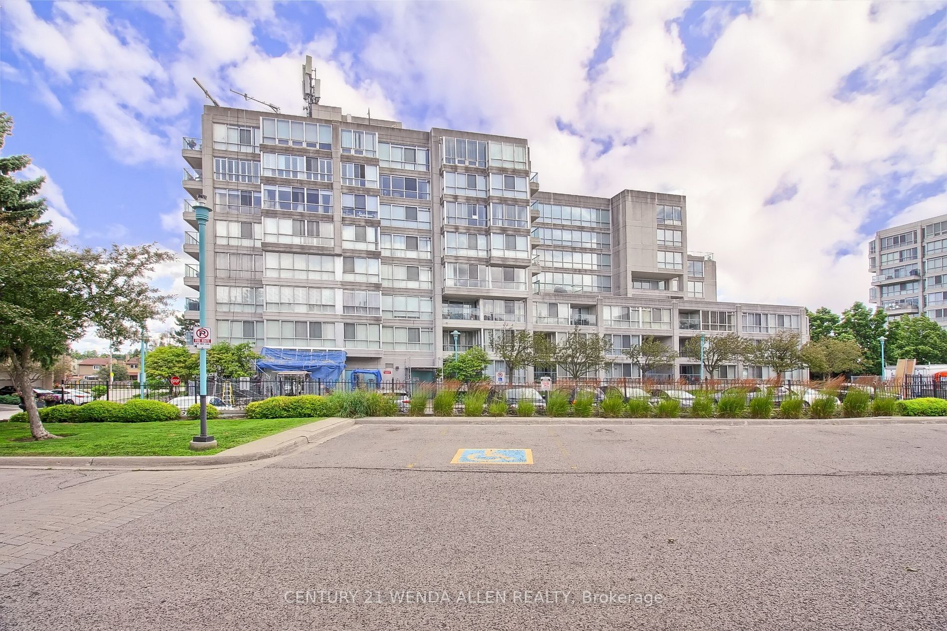 25 Cumberland Lane, #412