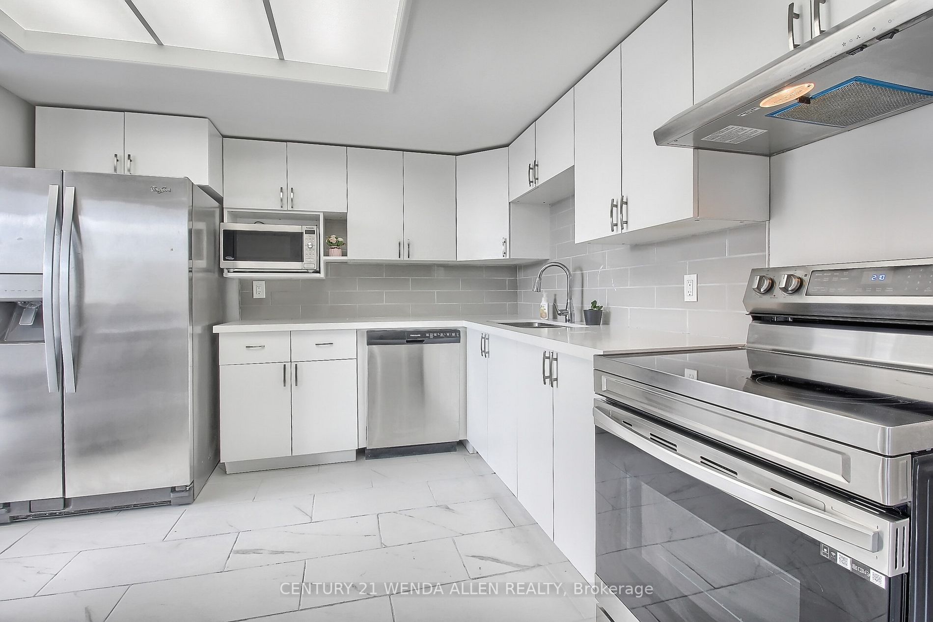 25 Cumberland Lane, #412
