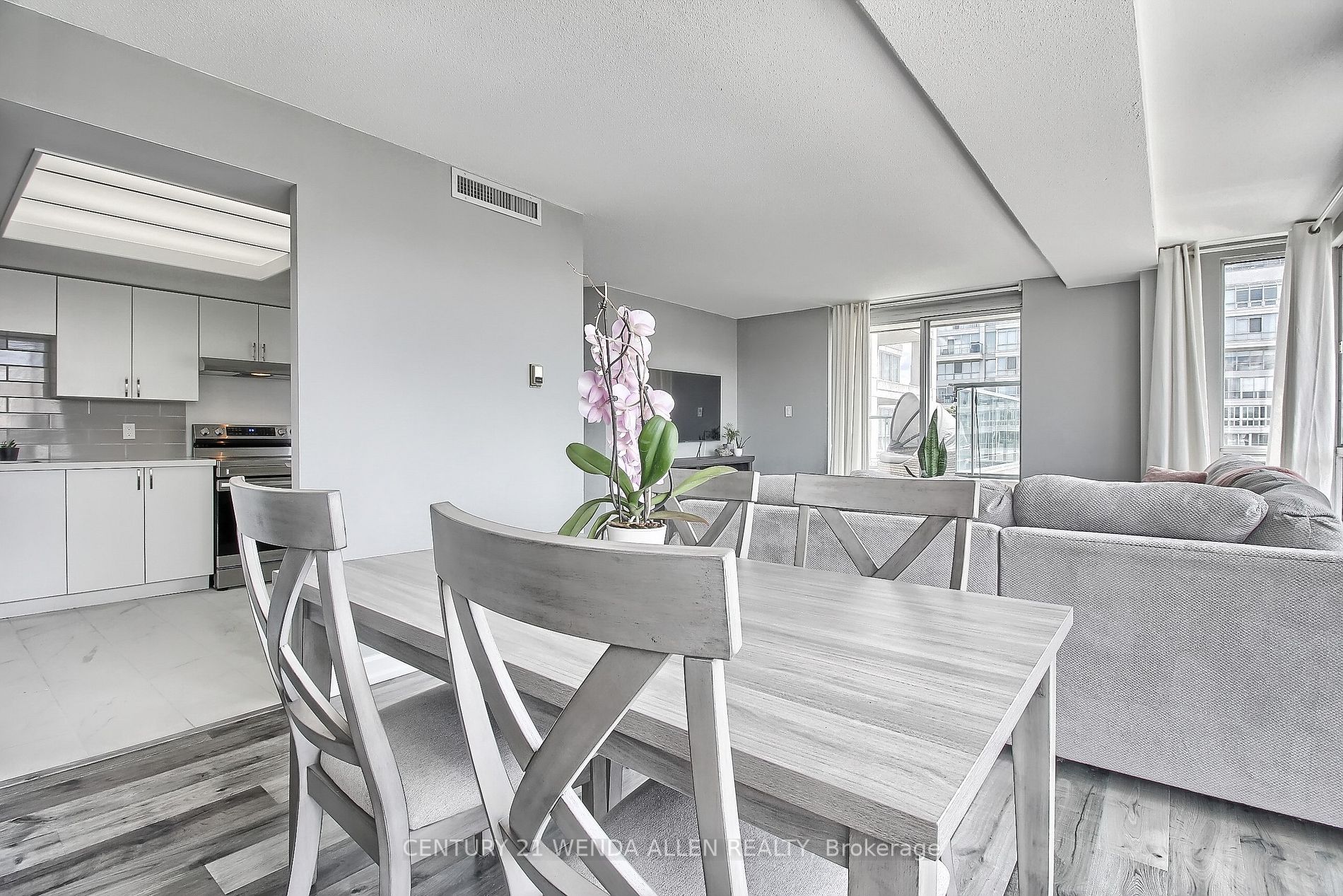 25 Cumberland Lane, #412
