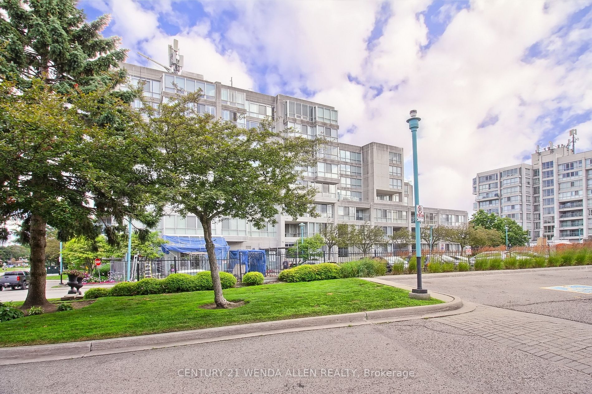 25 Cumberland Lane, #412