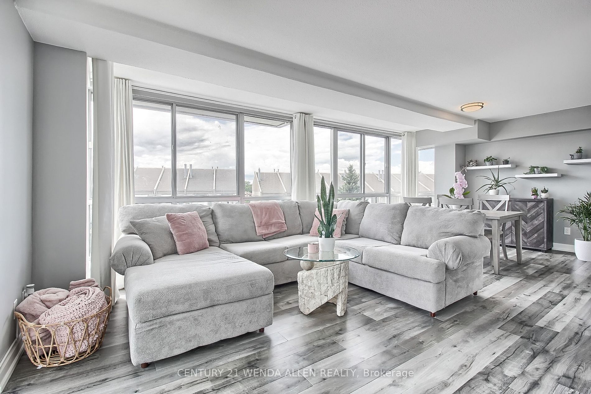 25 Cumberland Lane, #412