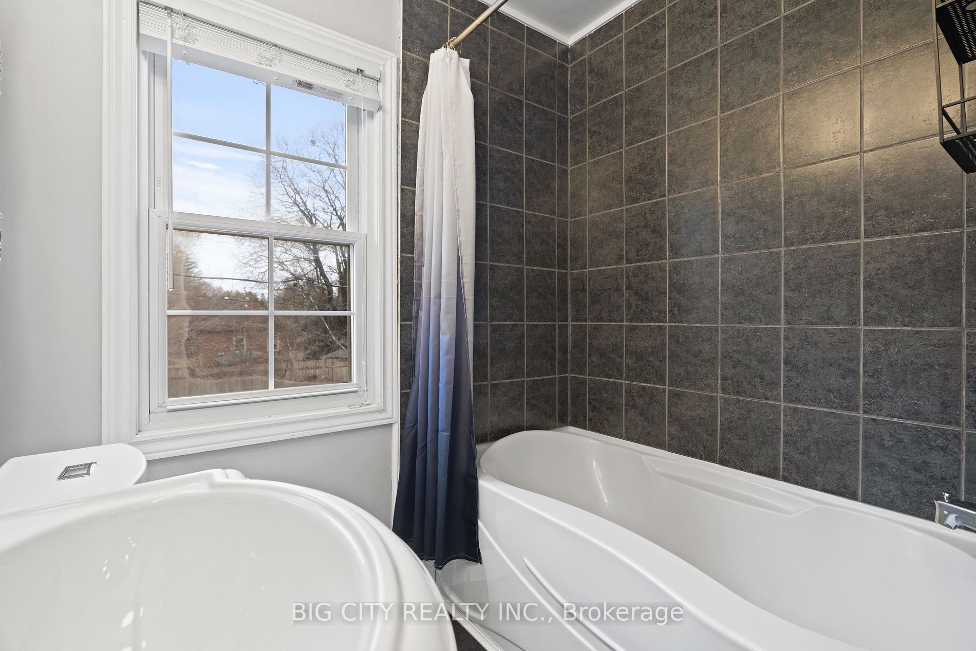 16 Don Mills Road