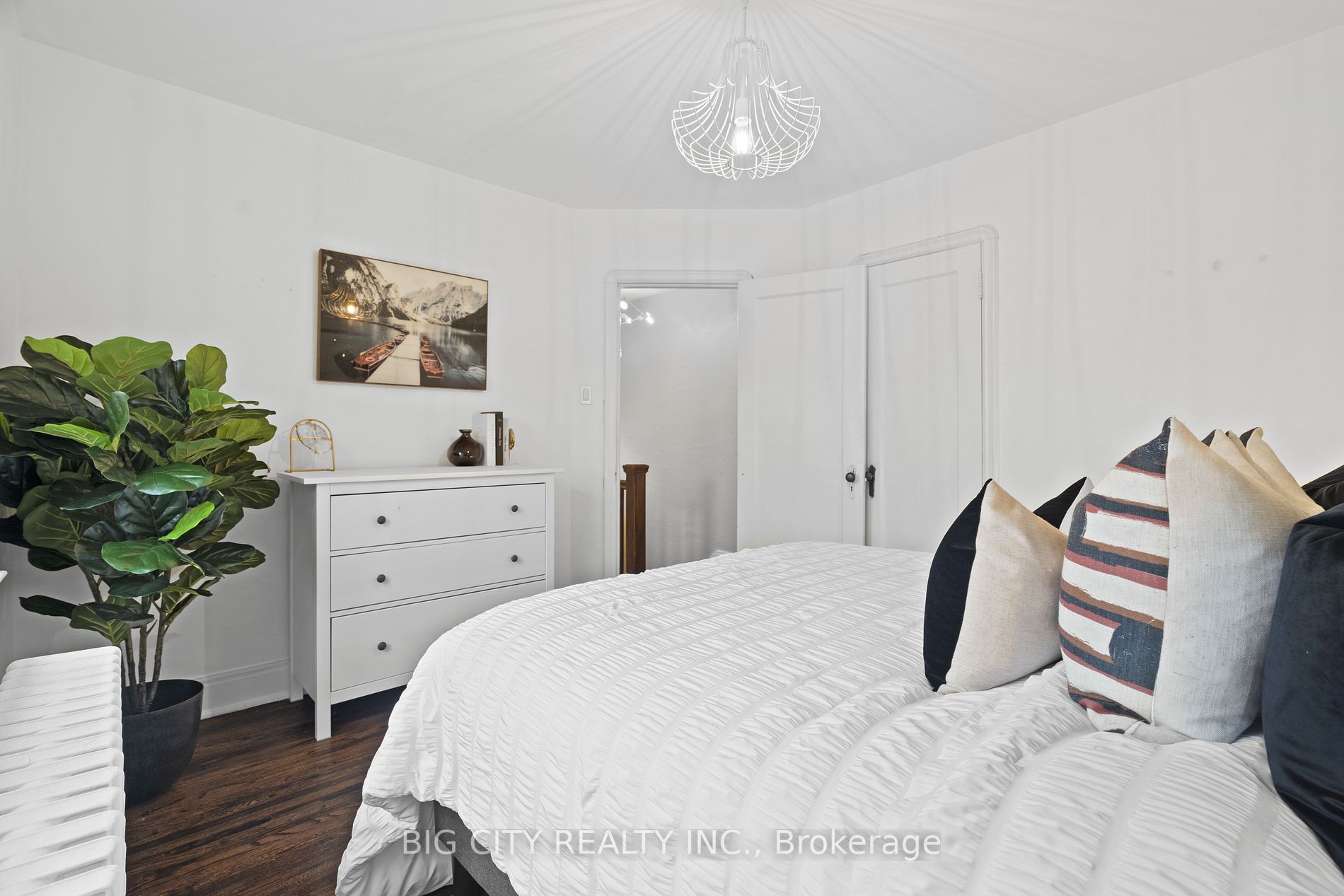 16 Don Mills Road