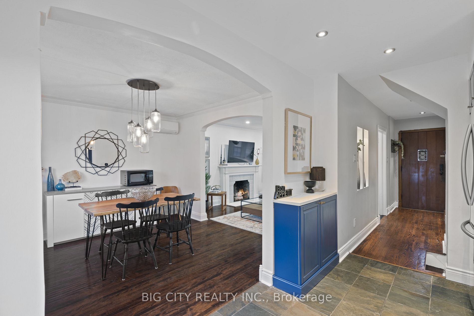 16 Don Mills Road