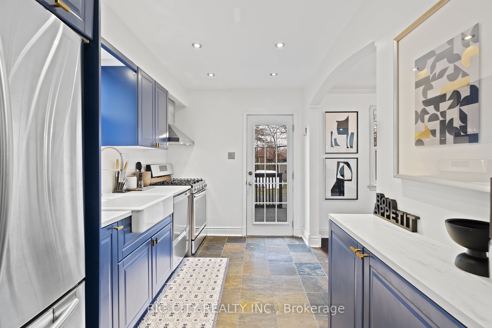 16 Don Mills Road